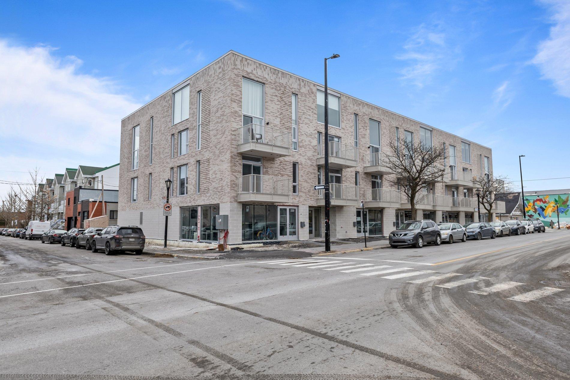 









3328


Rue Masson

, 208,
Montréal (Rosemont/La Petite-Patrie),




QC
H1X1R4

