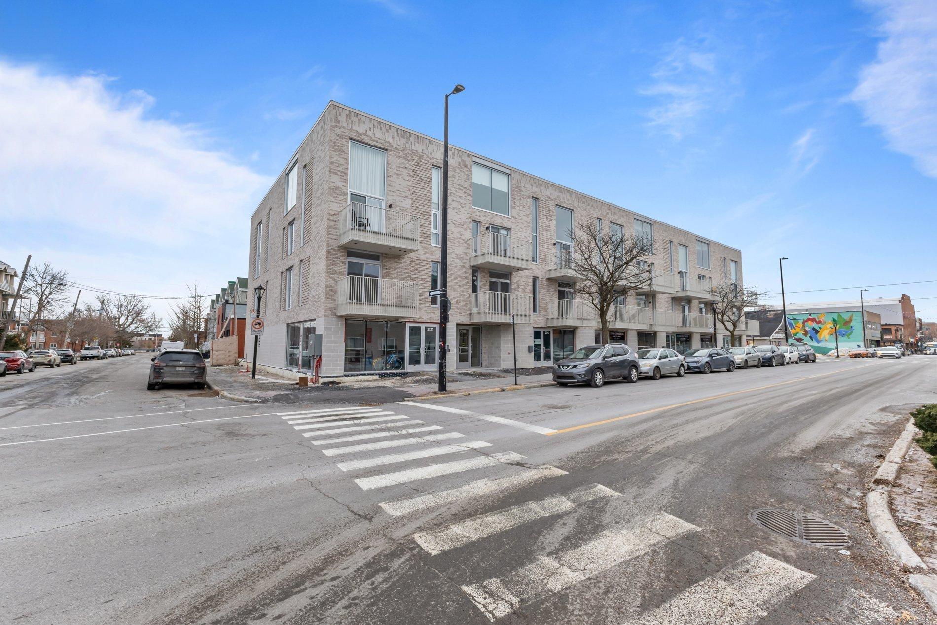 









3328


Rue Masson

, 208,
Montréal (Rosemont/La Petite-Patrie),




QC
H1X1R4

