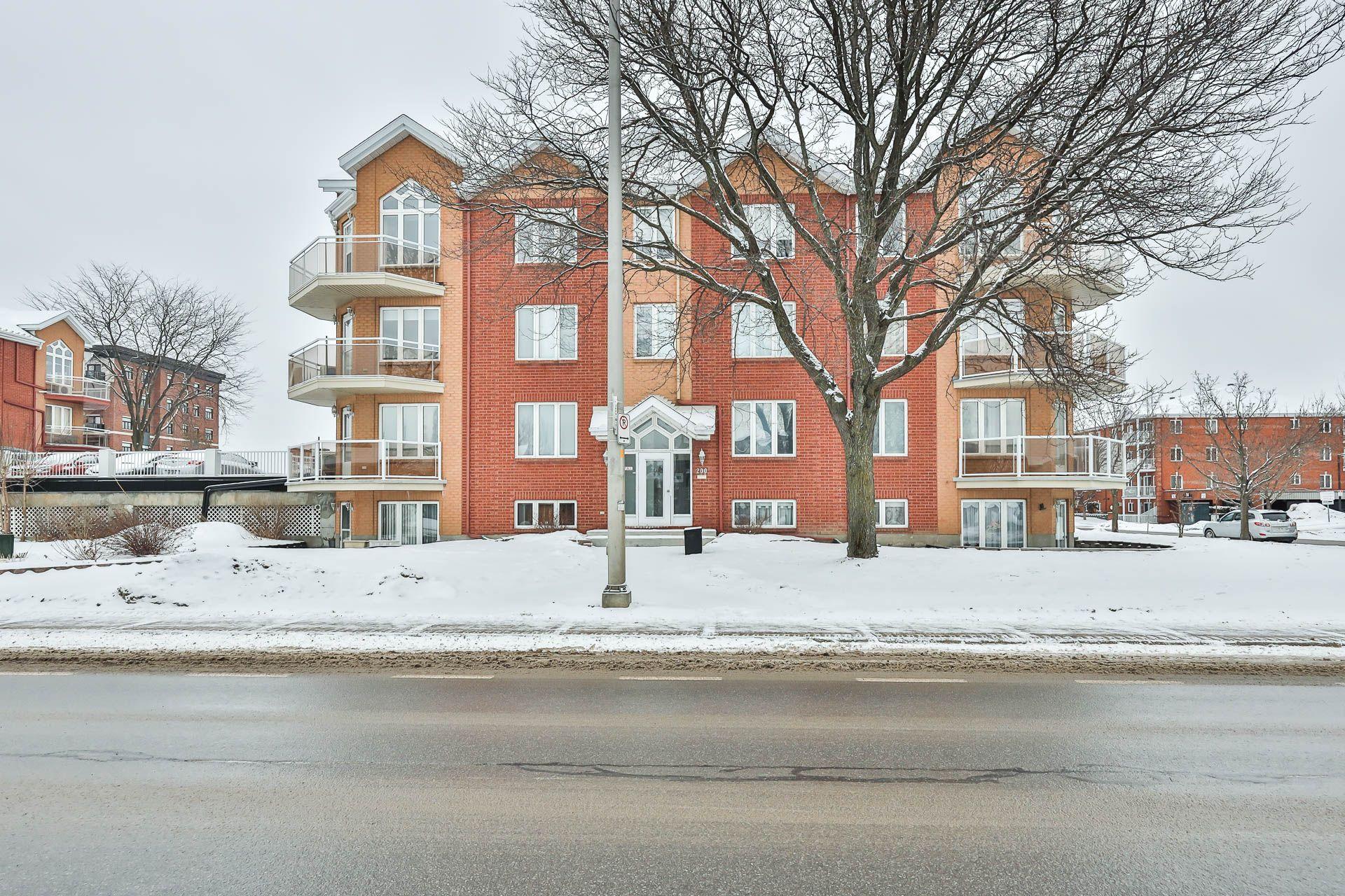 









200


Boul. de l'Hôpital

, 3,
Gatineau (Gatineau),




QC
J8T8J6

