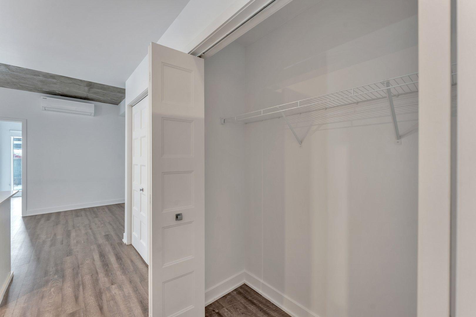 









1295


Rue des Carrières

, 312,
Montréal (Rosemont/La Petite-Patrie),




QC
H2S0E1

