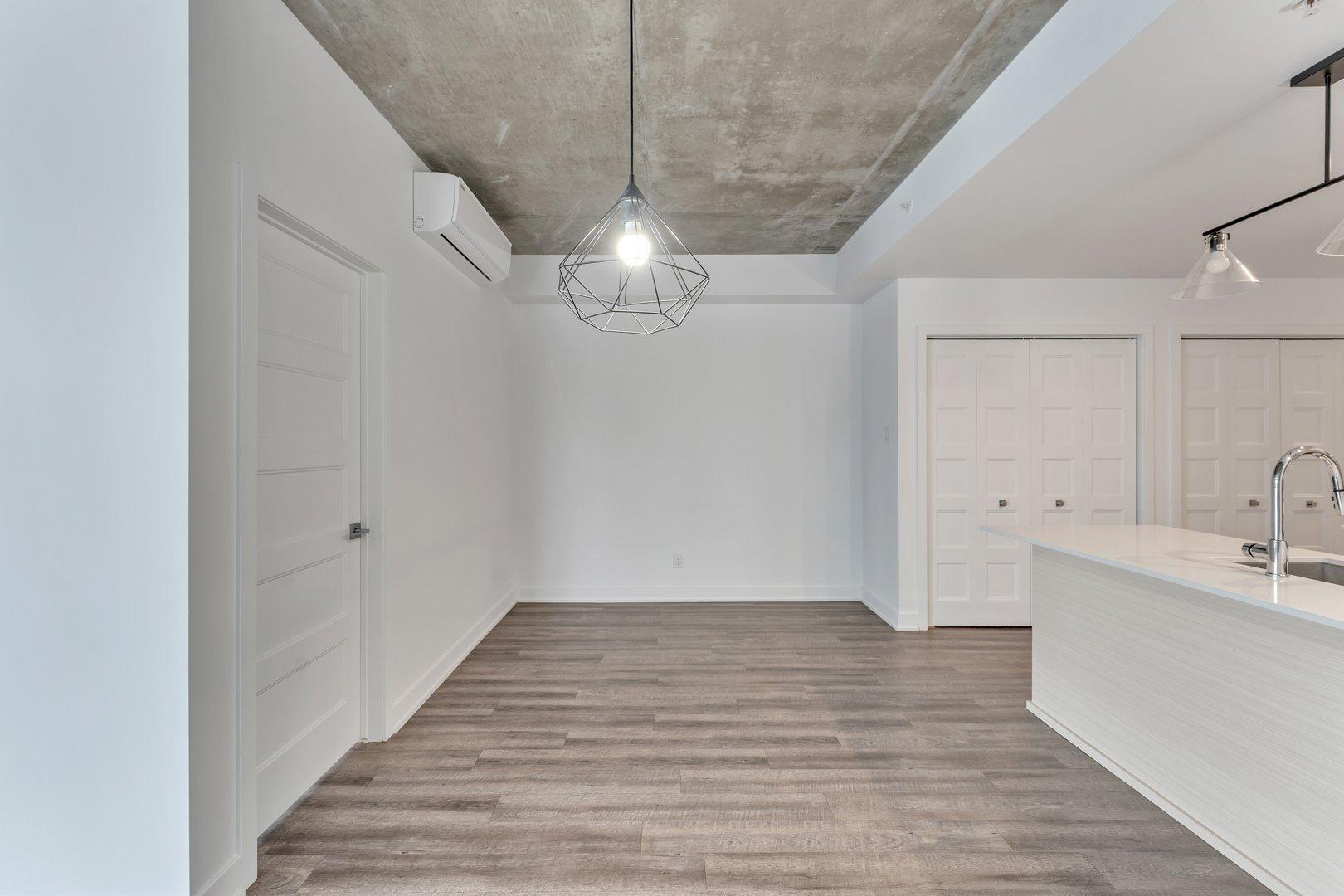 









1295


Rue des Carrières

, 312,
Montréal (Rosemont/La Petite-Patrie),




QC
H2S0E1

