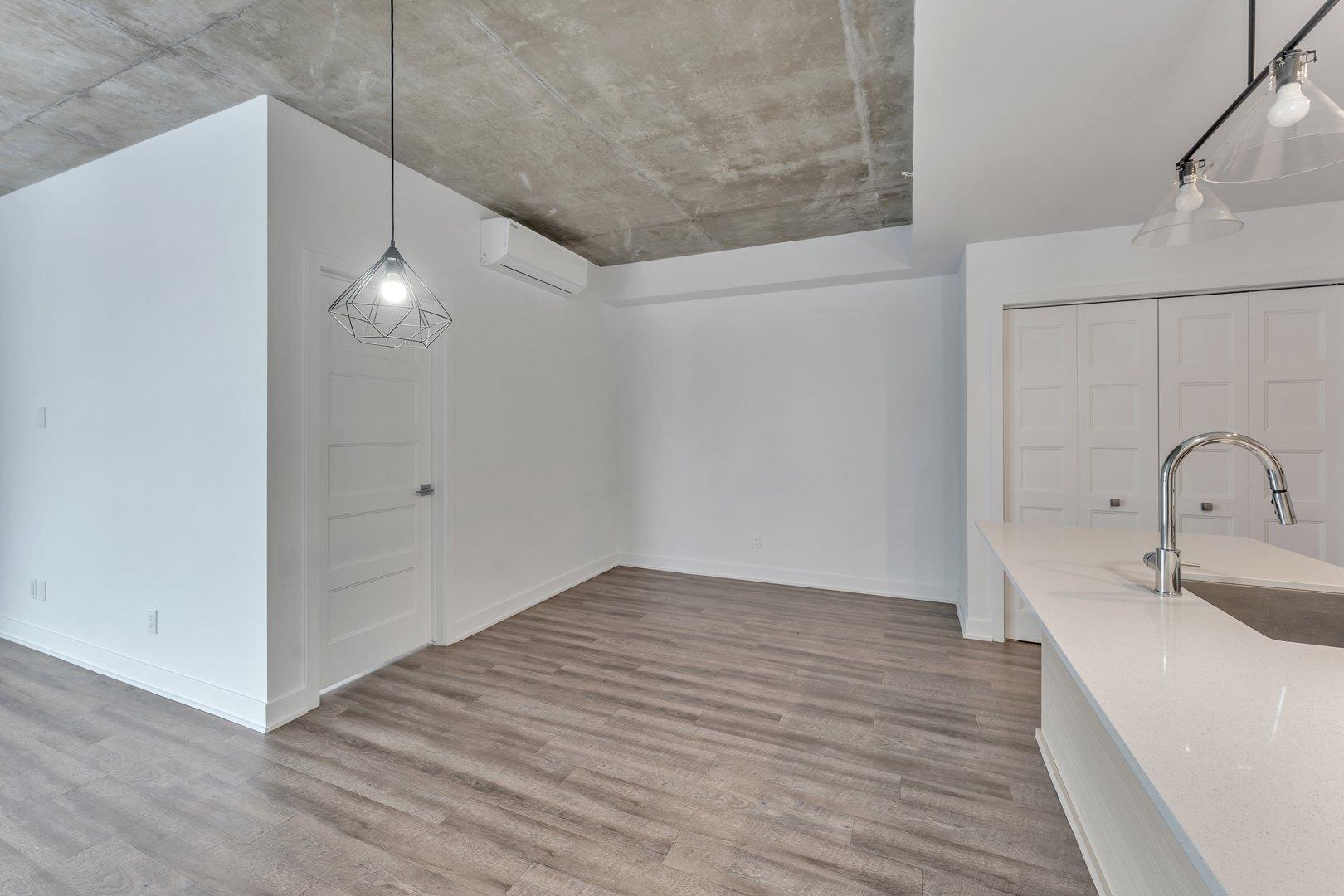 









1295


Rue des Carrières

, 312,
Montréal (Rosemont/La Petite-Patrie),




QC
H2S0E1

