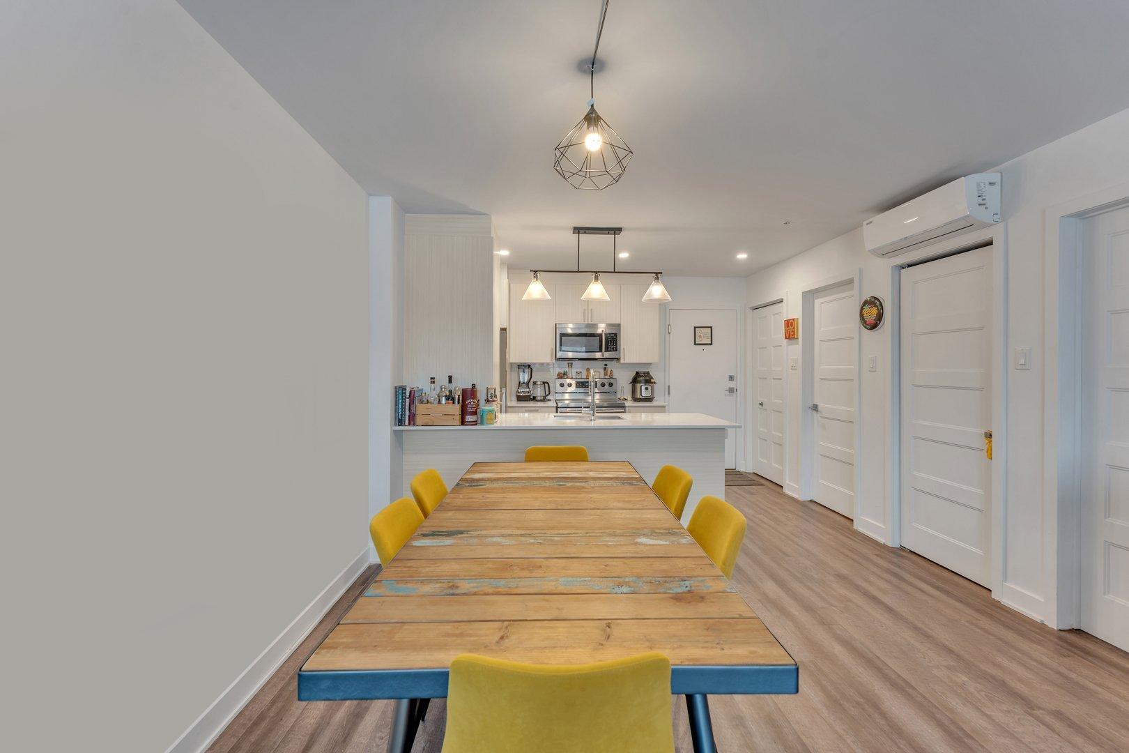 









1295


Rue des Carrières

, 313,
Montréal (Rosemont/La Petite-Patrie),




QC
H2S0E1

