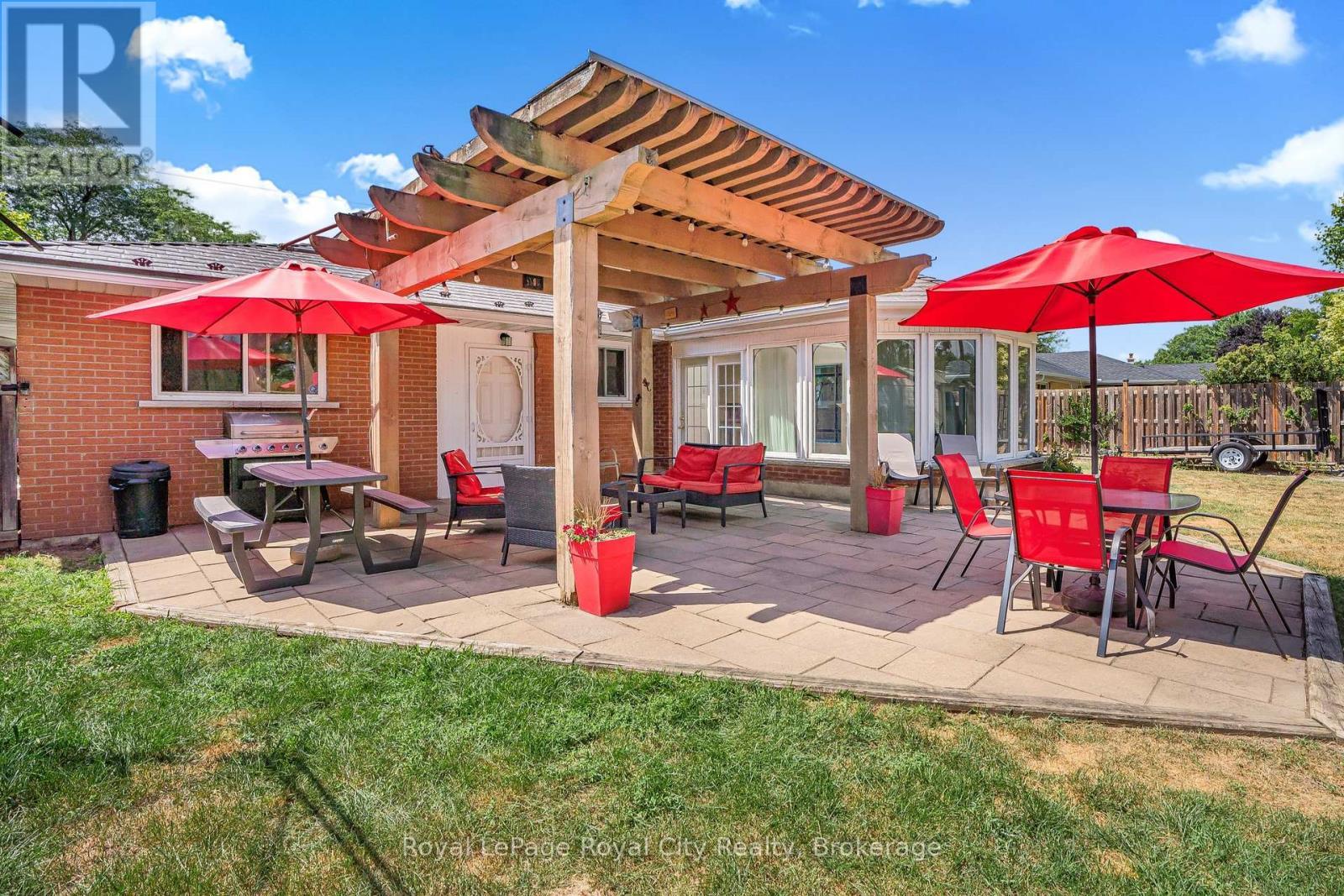 












68 SUNSET BOULEVARD

,
Cambridge,




Ontario
N1S1A7

