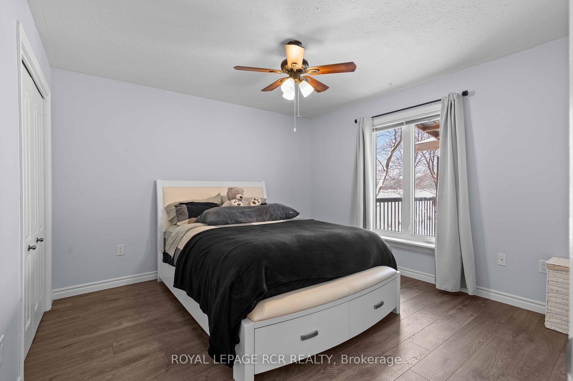 









18637


Hurontario (Hwy 10)

Street,
Caledon,




ON
L7K 0X9

