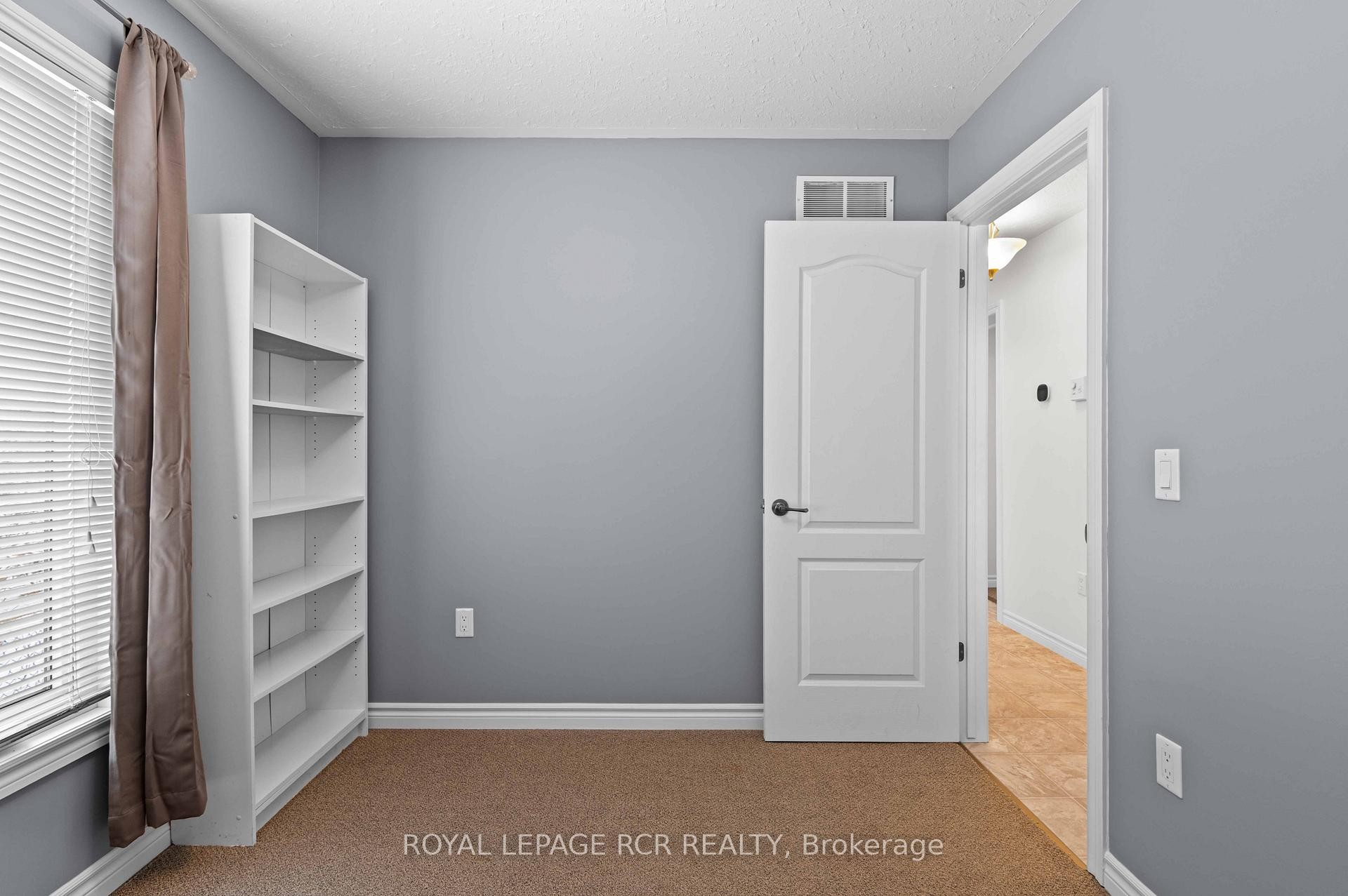 









18637


Hurontario (Hwy 10)

Street,
Caledon,




ON
L7K 0X9

