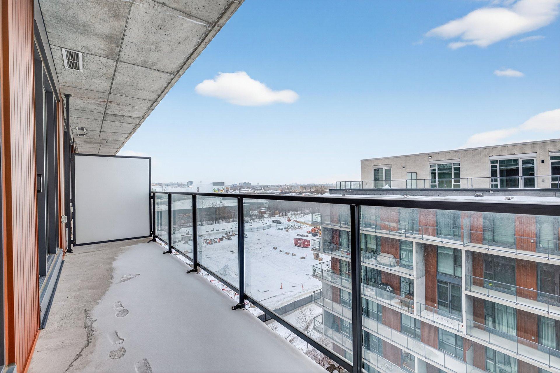 









200


Boul. Marcel-Laurin

, 709,
Montréal (Saint-Laurent),




QC
H4M0B1

