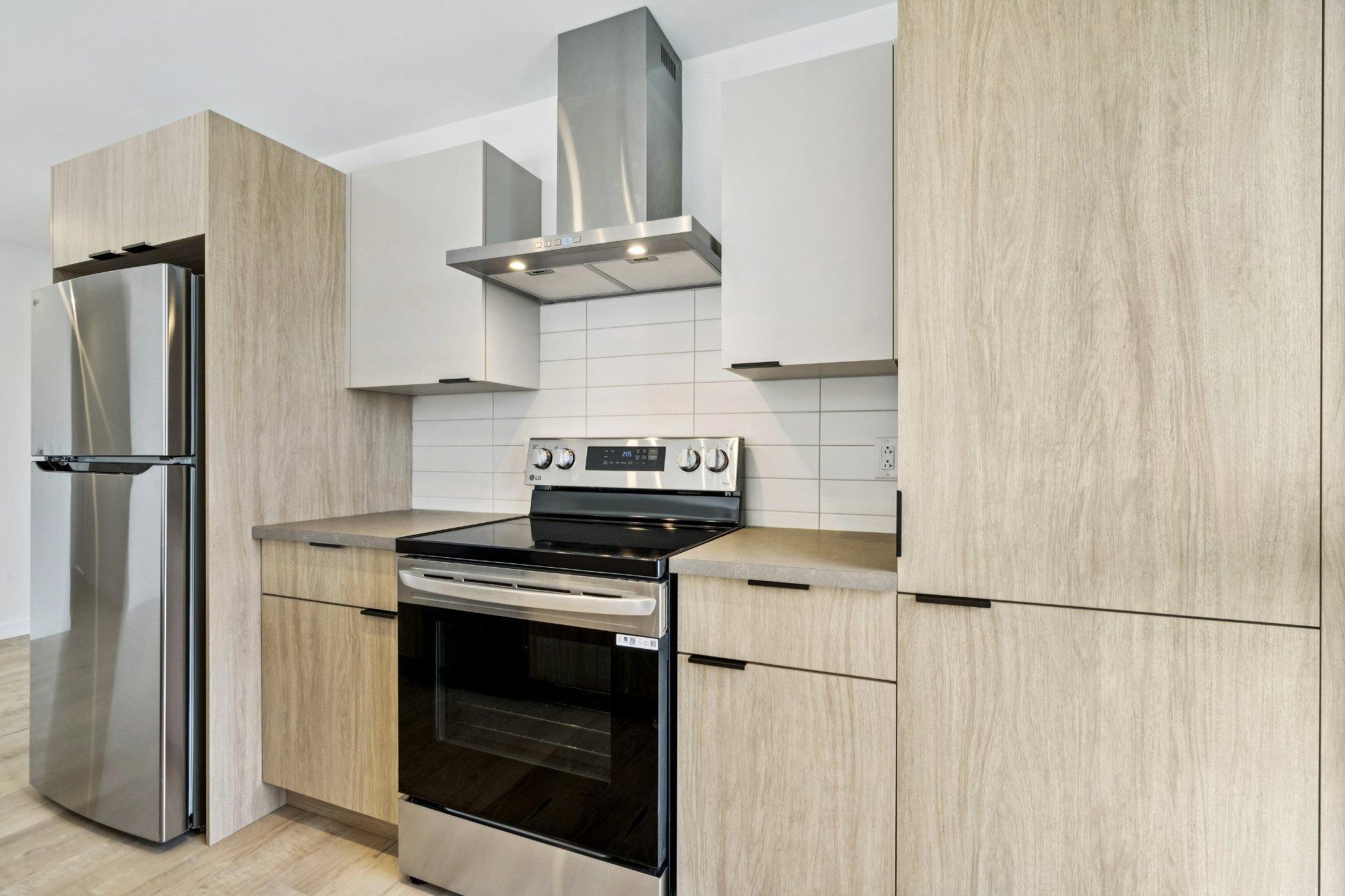 









4935


Rue des Ormes

, 3307,
Contrecoeur,




QC
J0L1C0

