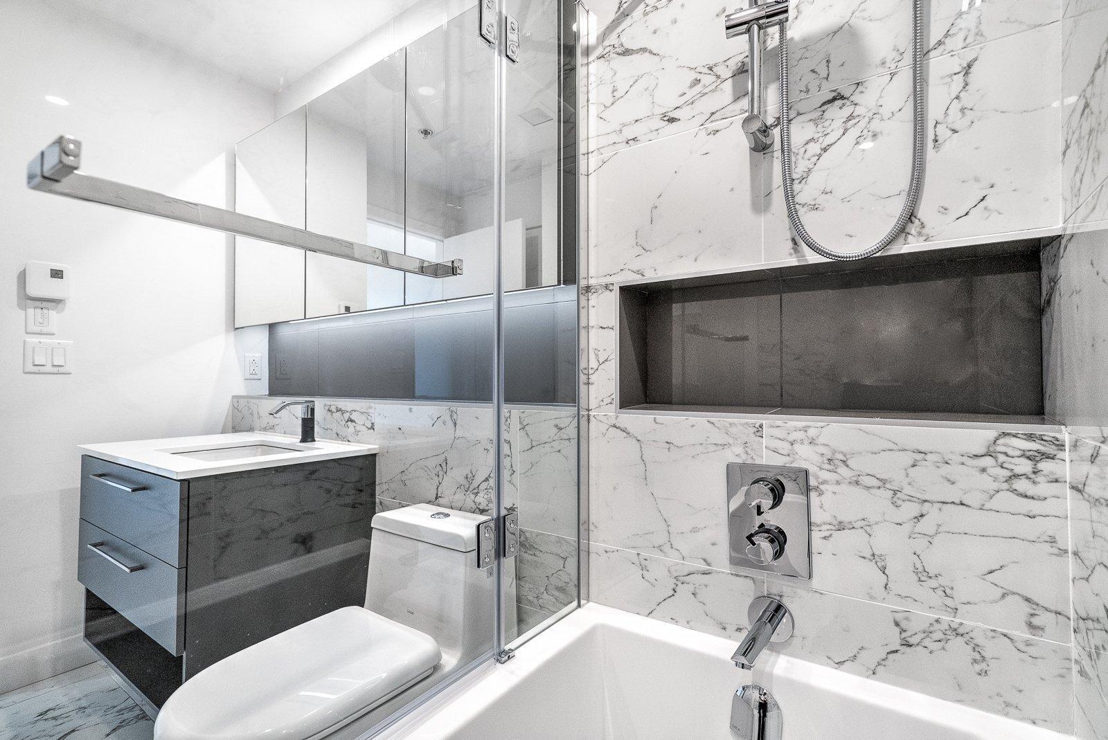 









2020


Boul. René-Lévesque O.

, 712,
Montréal (Ville-Marie),




QC
H3H0B4

