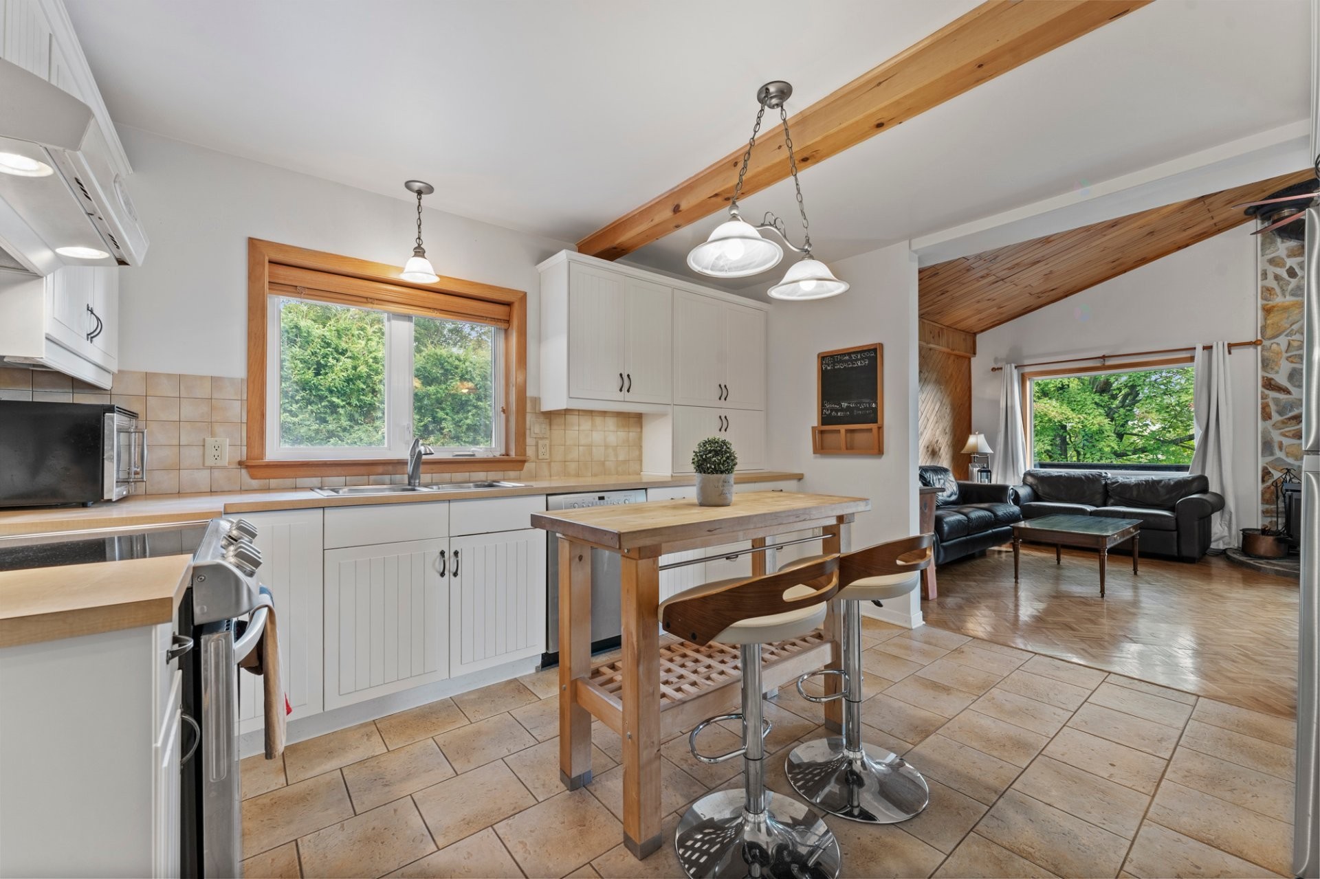 









183


Ch. Cooledge

,
Austin,




QC
J0B1B0

