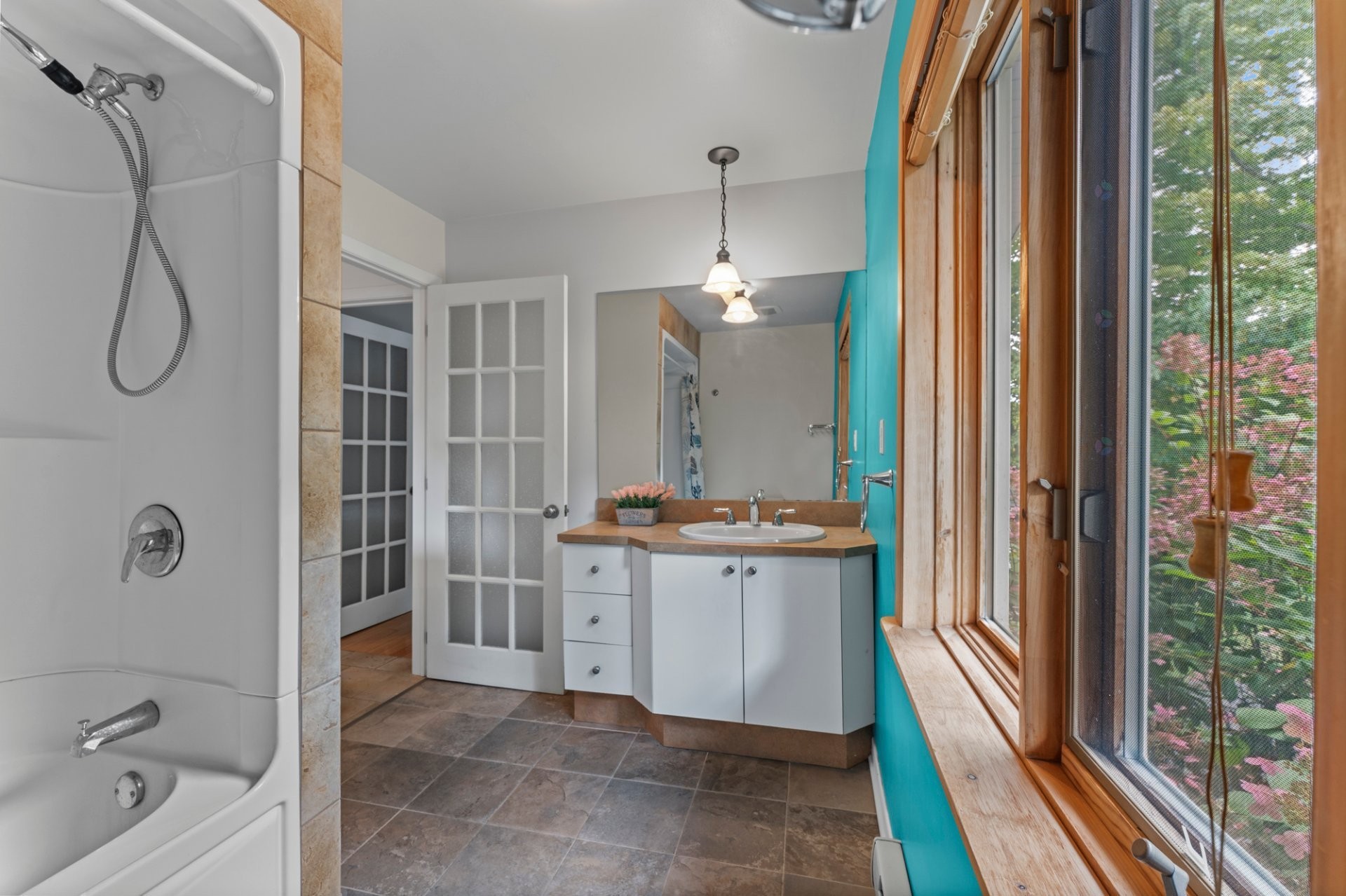 









183


Ch. Cooledge

,
Austin,




QC
J0B1B0

