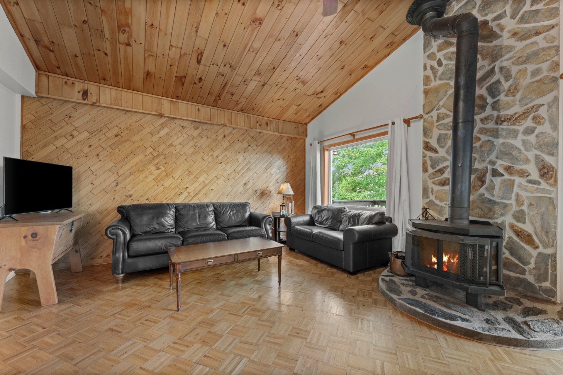 









183


Ch. Cooledge

,
Austin,




QC
J0B1B0

