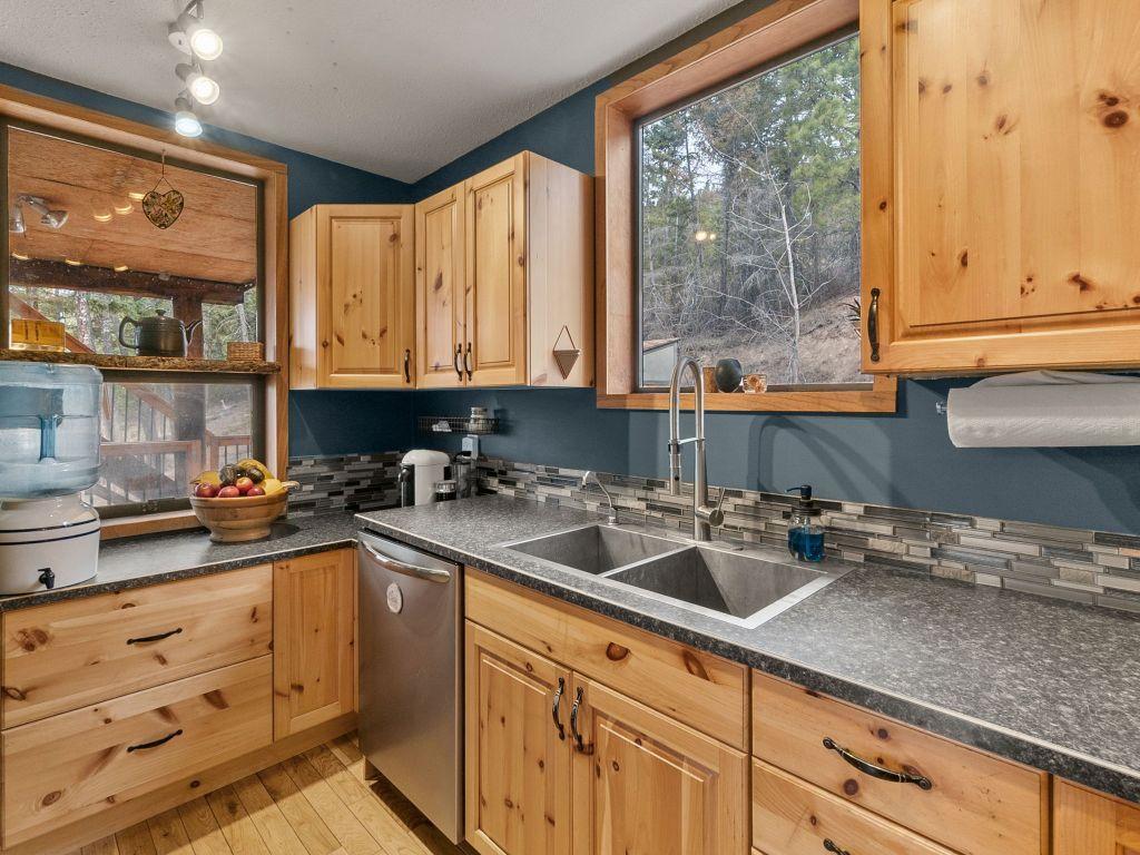 









1809


Cardinal Creek

Road,
Kelowna,




BC
V1P 1J3

