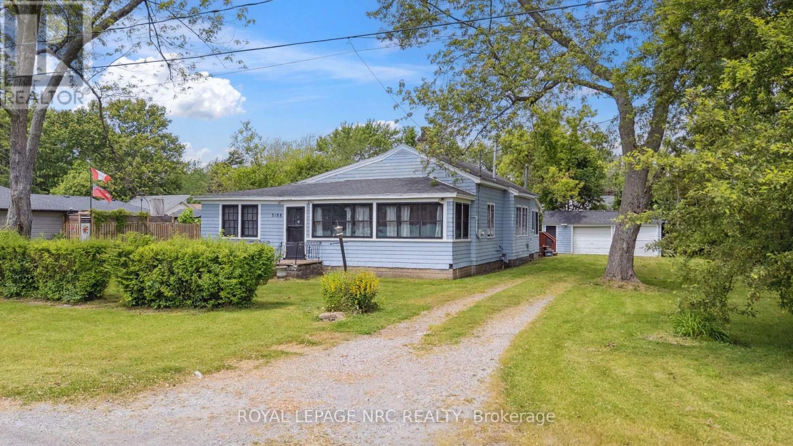 












3188 YOUNG AVENUE

,
Fort Erie (Ridgeway),




Ontario
L0S1N0

