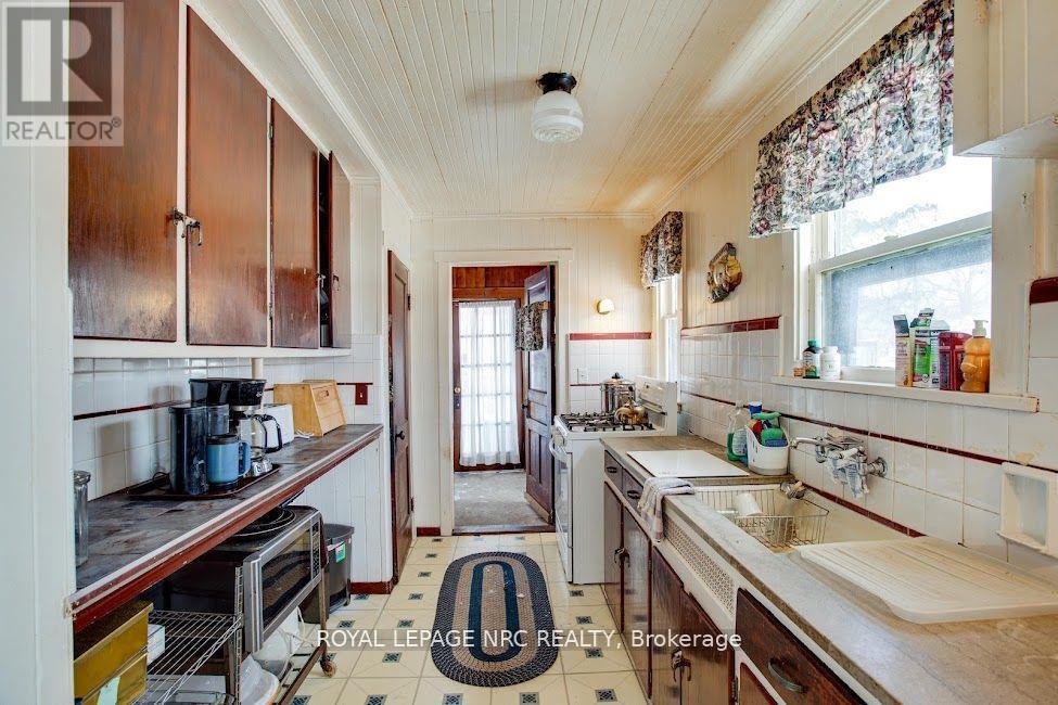 












3188 YOUNG AVENUE

,
Fort Erie (Ridgeway),




Ontario
L0S1N0

