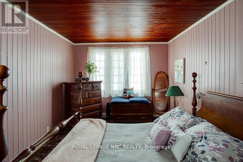 












3188 YOUNG AVENUE

,
Fort Erie (Ridgeway),




Ontario
L0S1N0

