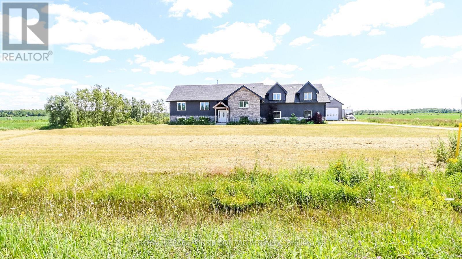 












126734 SOUTHGATE RD 12 ROAD

,
Southgate,




Ontario
N0C1B0

