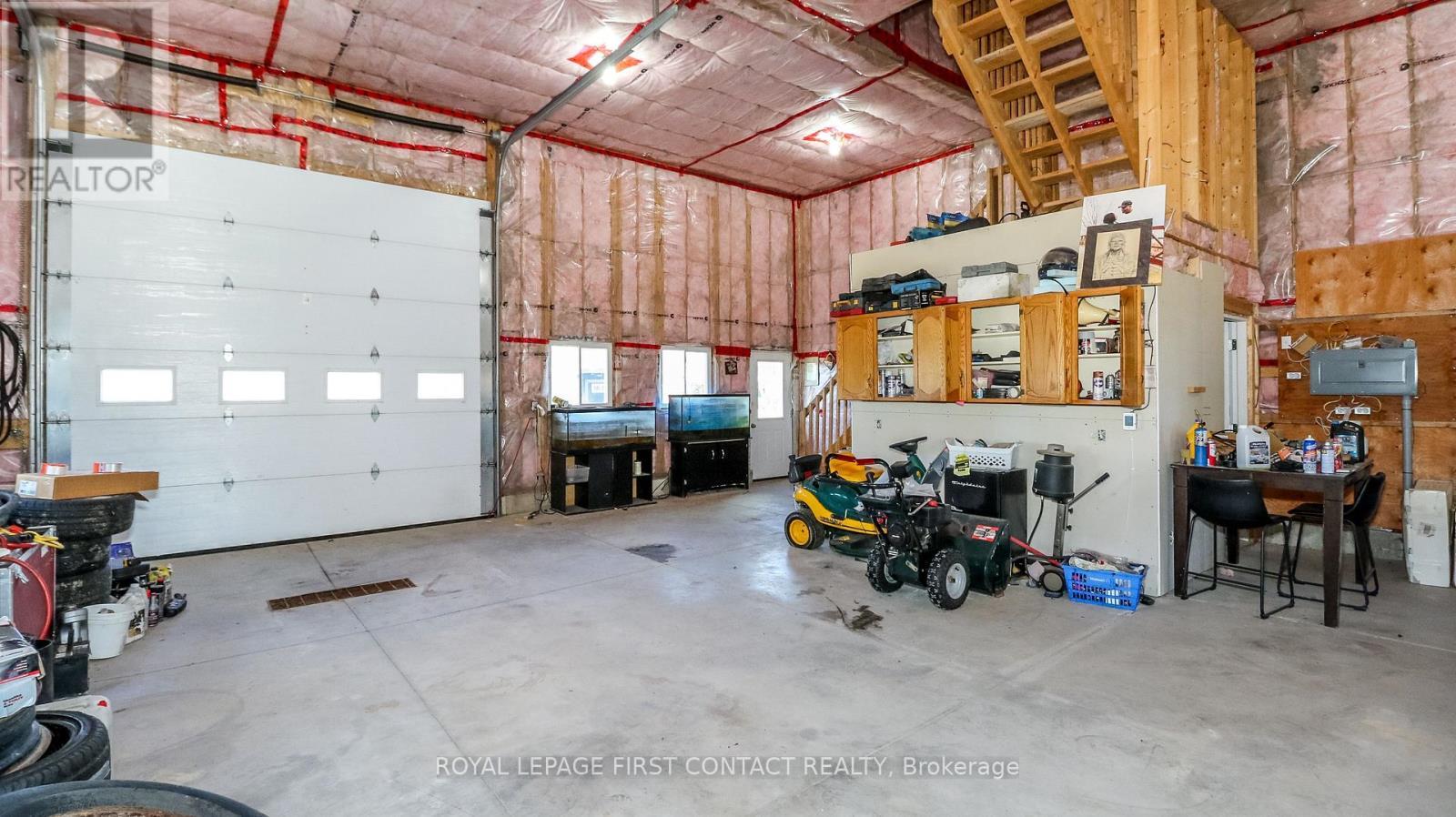 












126734 SOUTHGATE RD 12 ROAD

,
Southgate,




Ontario
N0C1B0

