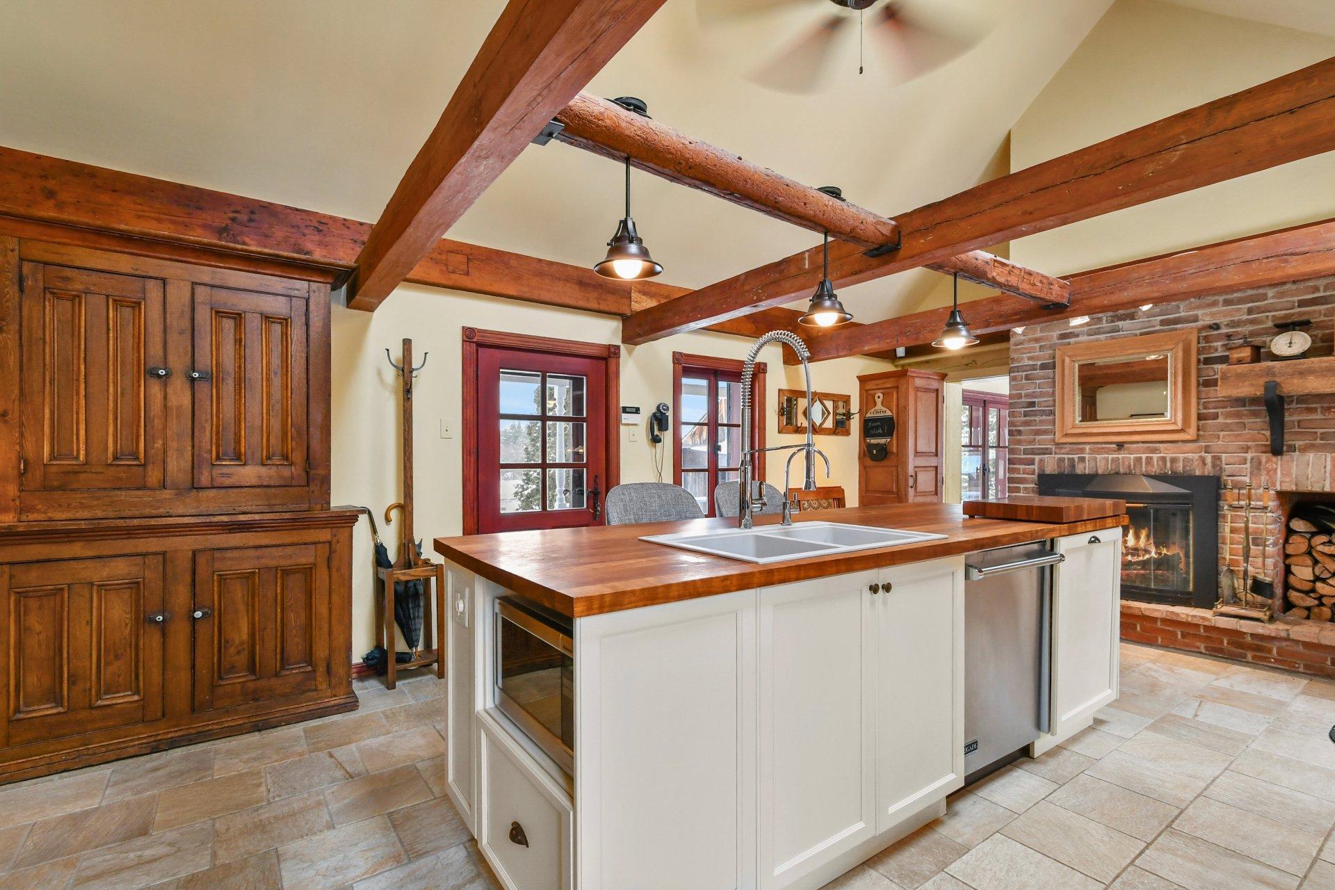 









77


Route 221

,
Saint-Cyprien-de-Napierville,




QC
J0J1L0

