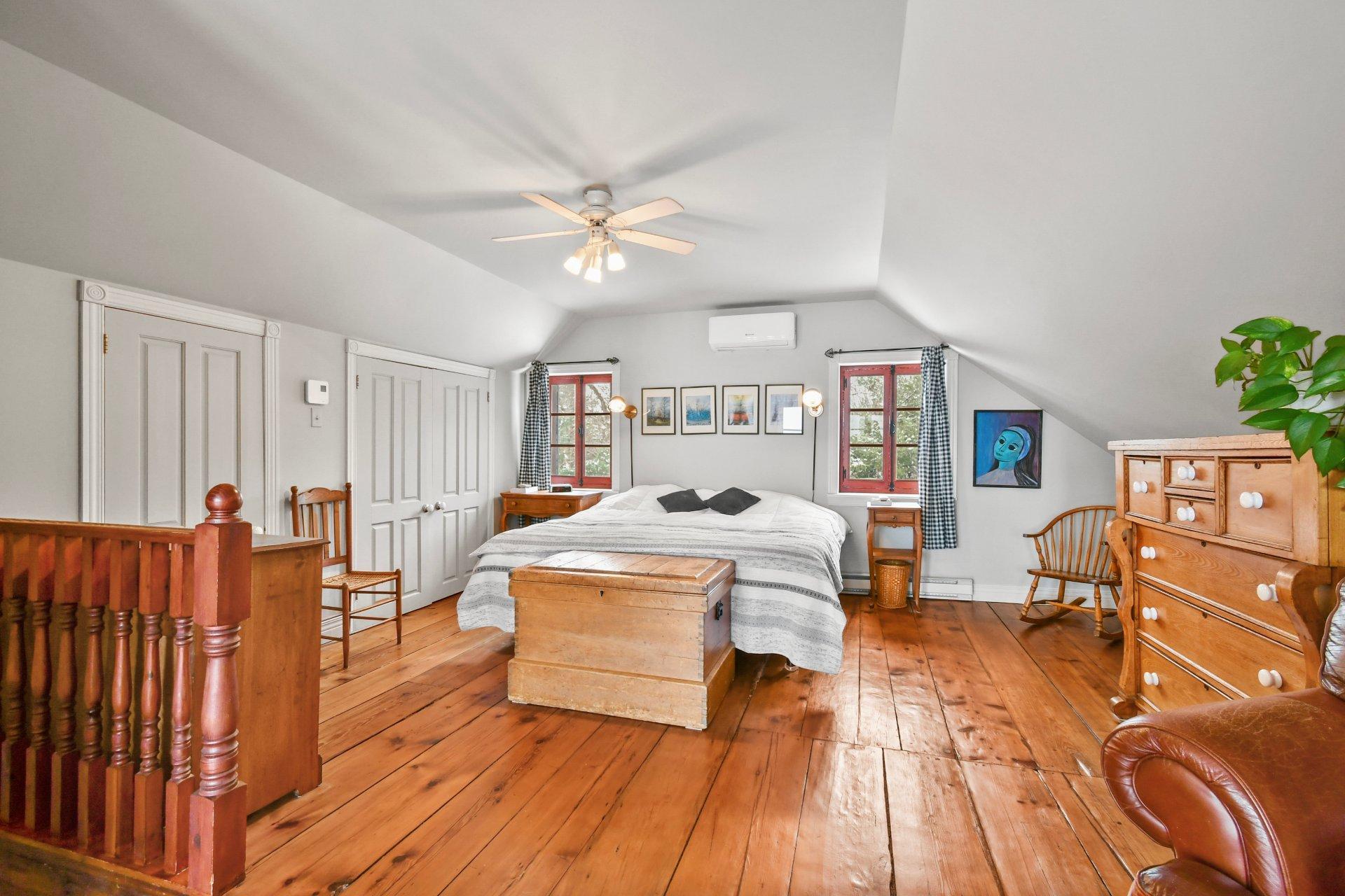 









77


Route 221

,
Saint-Cyprien-de-Napierville,




QC
J0J1L0

