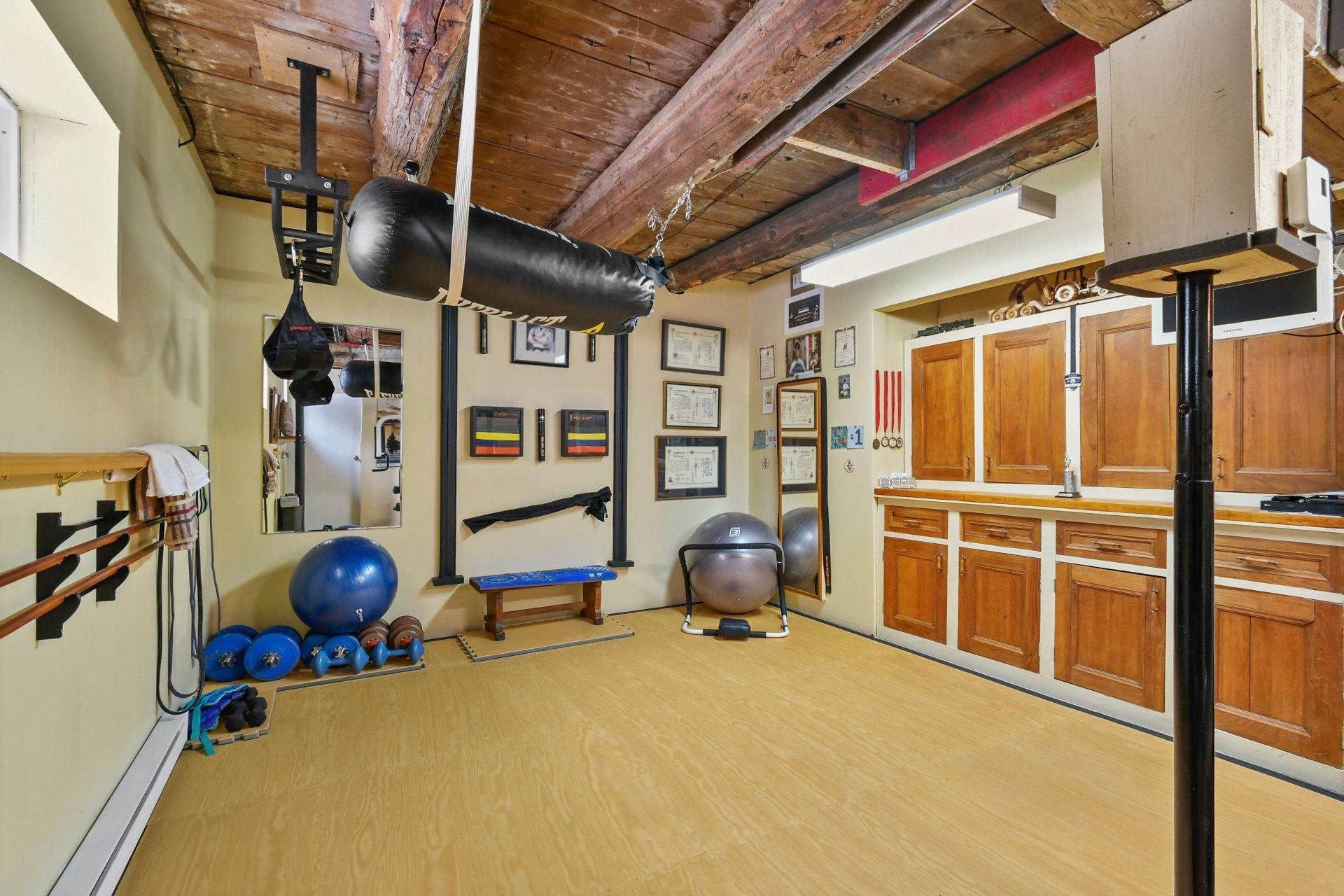 









77


Route 221

,
Saint-Cyprien-de-Napierville,




QC
J0J1L0

