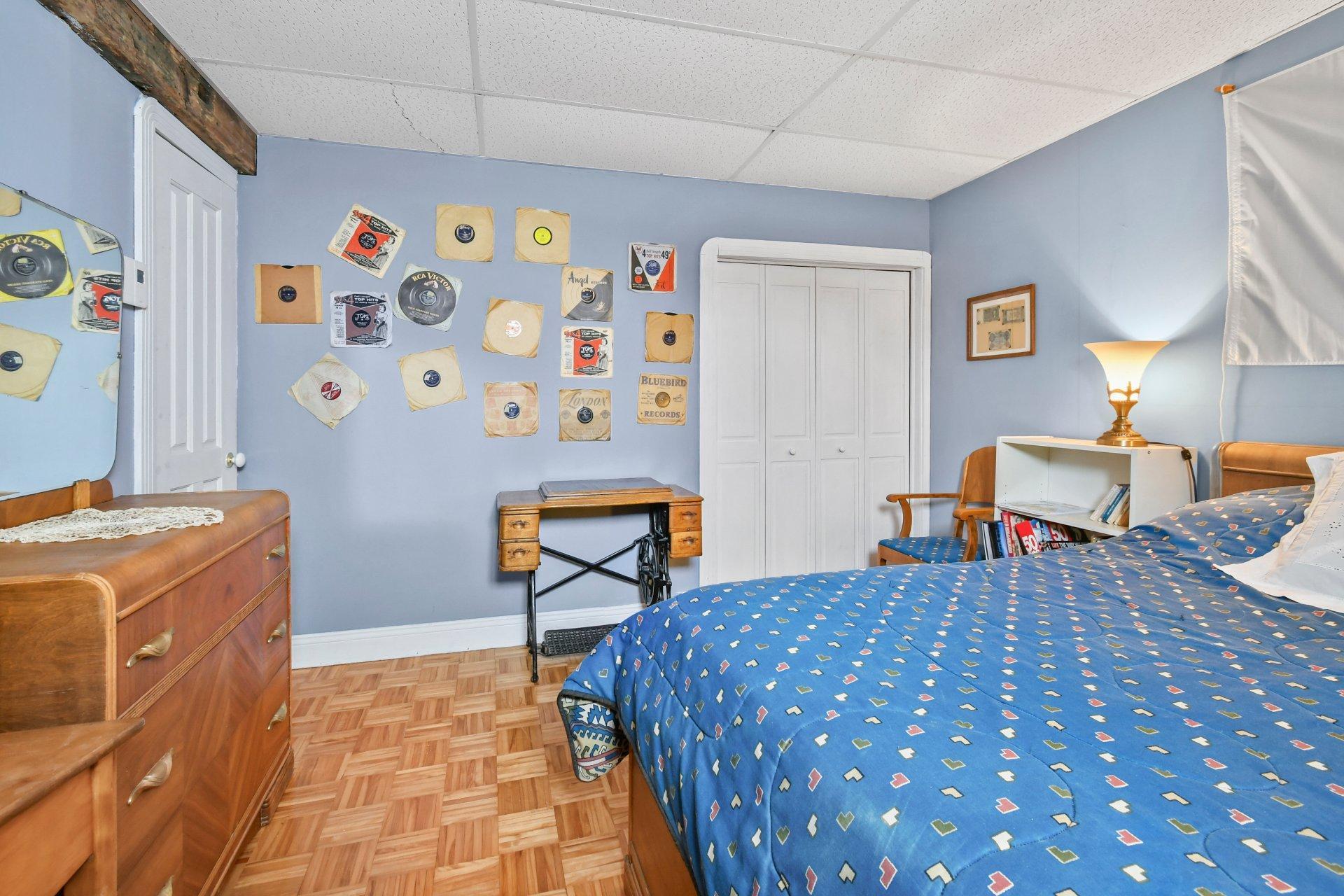 









77


Route 221

,
Saint-Cyprien-de-Napierville,




QC
J0J1L0

