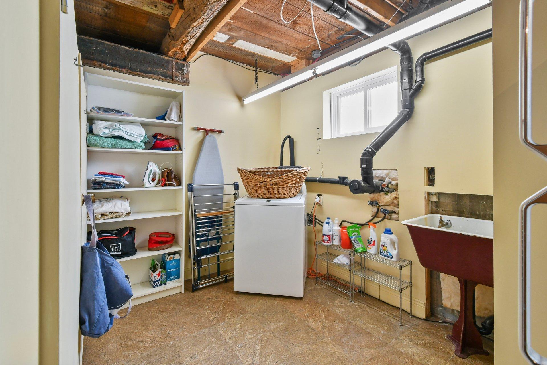 









77


Route 221

,
Saint-Cyprien-de-Napierville,




QC
J0J1L0

