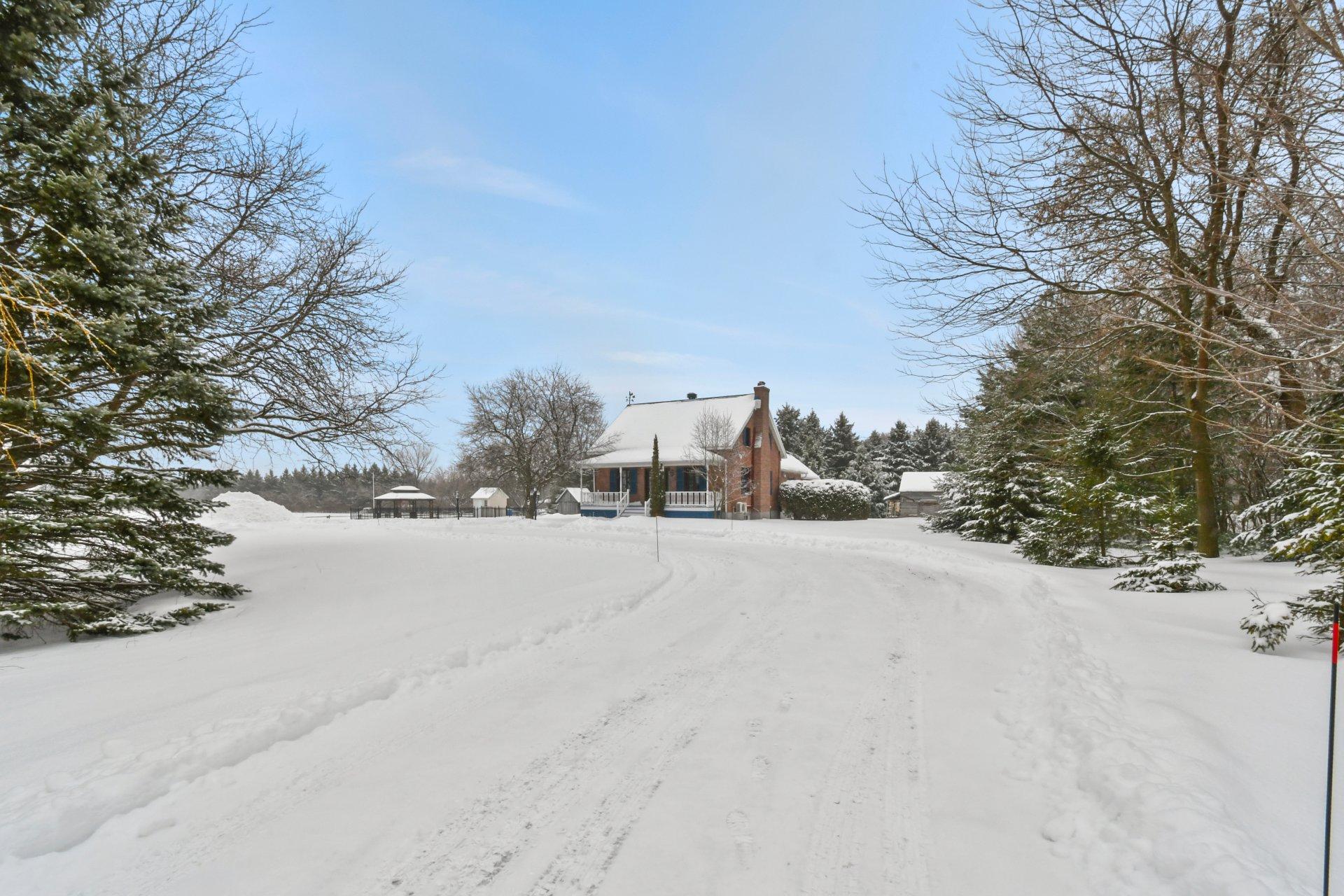 









77


Route 221

,
Saint-Cyprien-de-Napierville,




QC
J0J1L0

