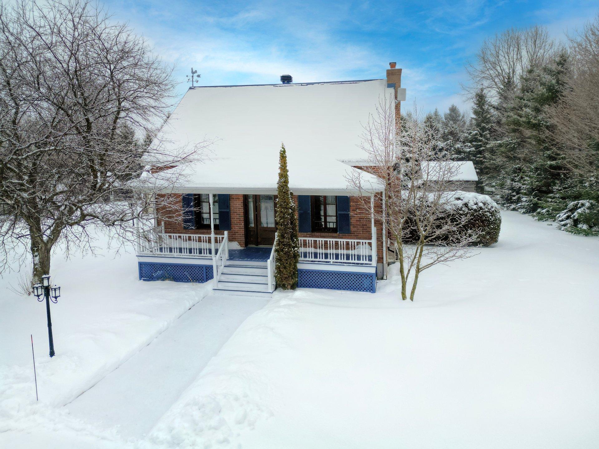 









77


Route 221

,
Saint-Cyprien-de-Napierville,




QC
J0J1L0

