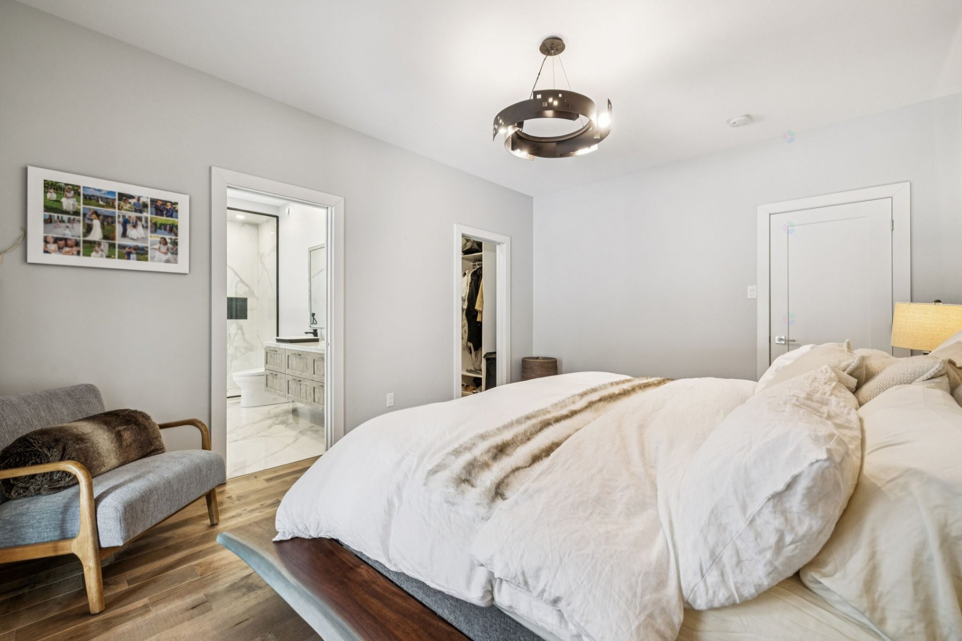 









4


Ch. du Havre

,
Val-des-Monts,




QC
J8N0B4

