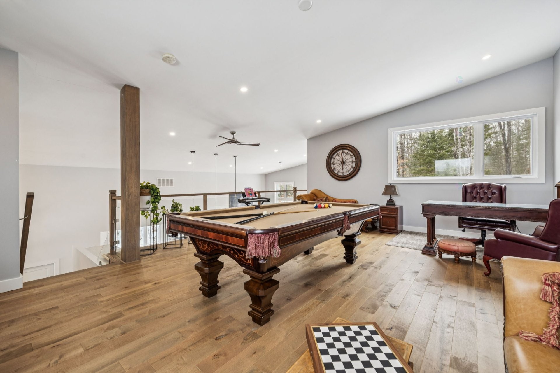 









4


Ch. du Havre

,
Val-des-Monts,




QC
J8N0B4

