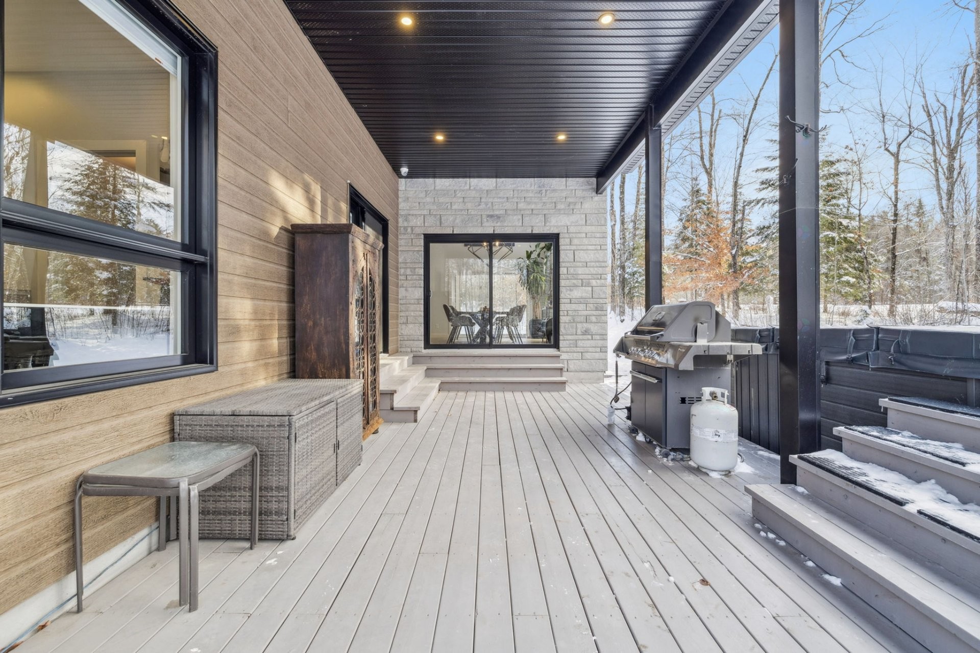 









4


Ch. du Havre

,
Val-des-Monts,




QC
J8N0B4

