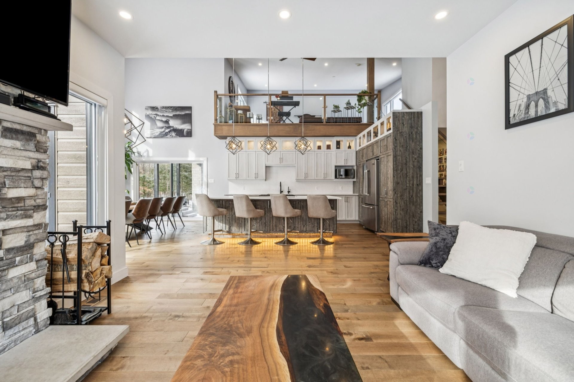 









4


Ch. du Havre

,
Val-des-Monts,




QC
J8N0B4

