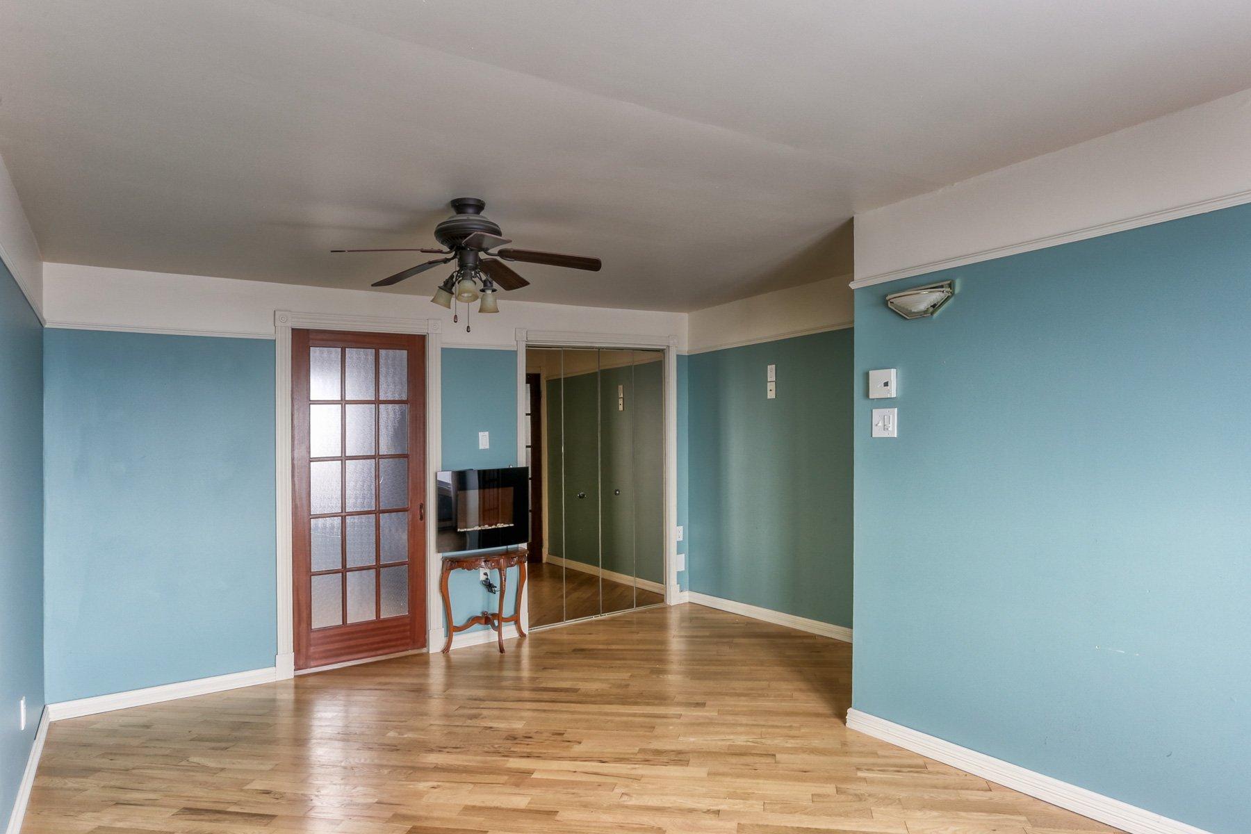 









3540


Rue Notre-Dame E.

,
Trois-Rivières,




QC
G8V1Z2

