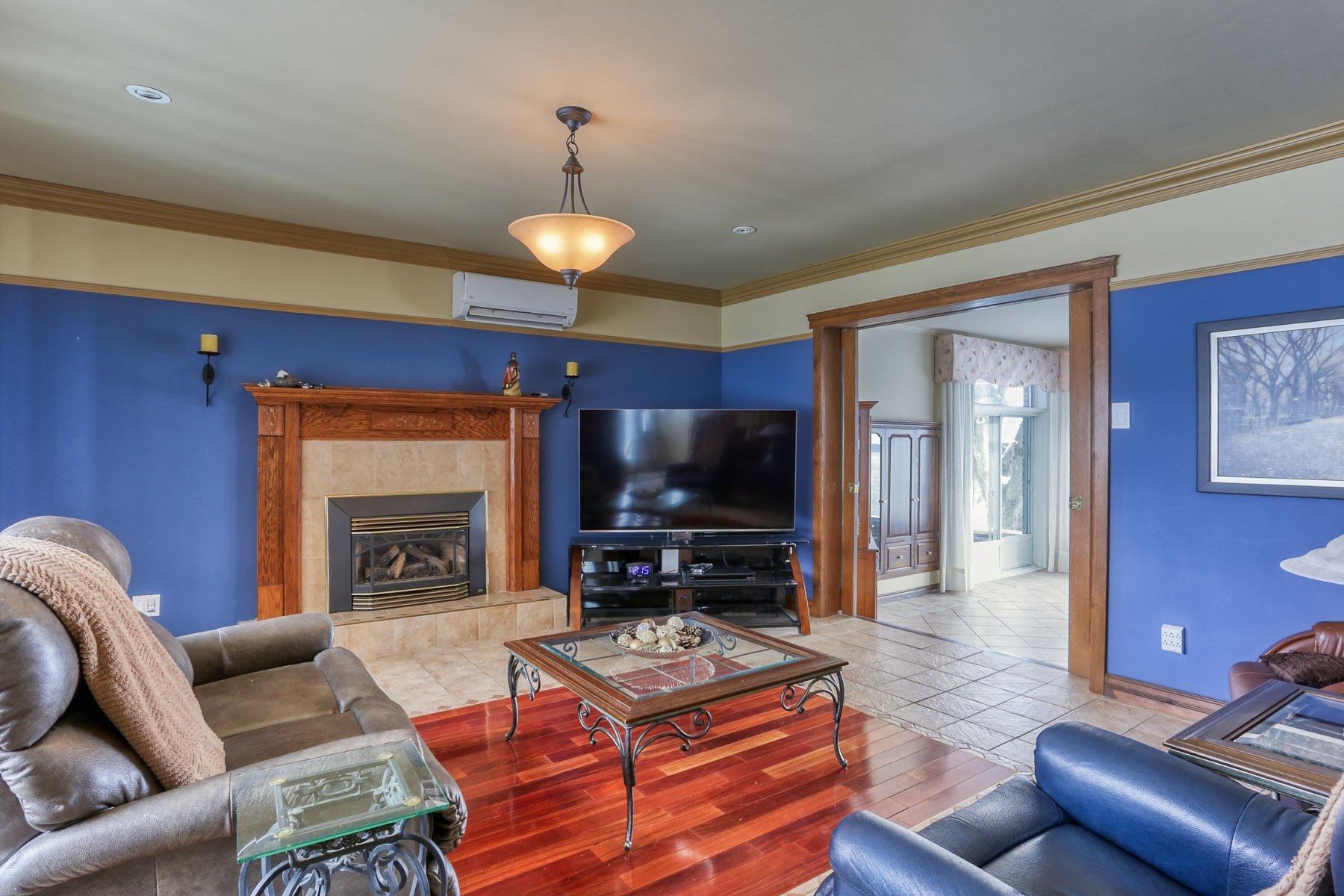 









3540


Rue Notre-Dame E.

,
Trois-Rivières,




QC
G8V1Z2

