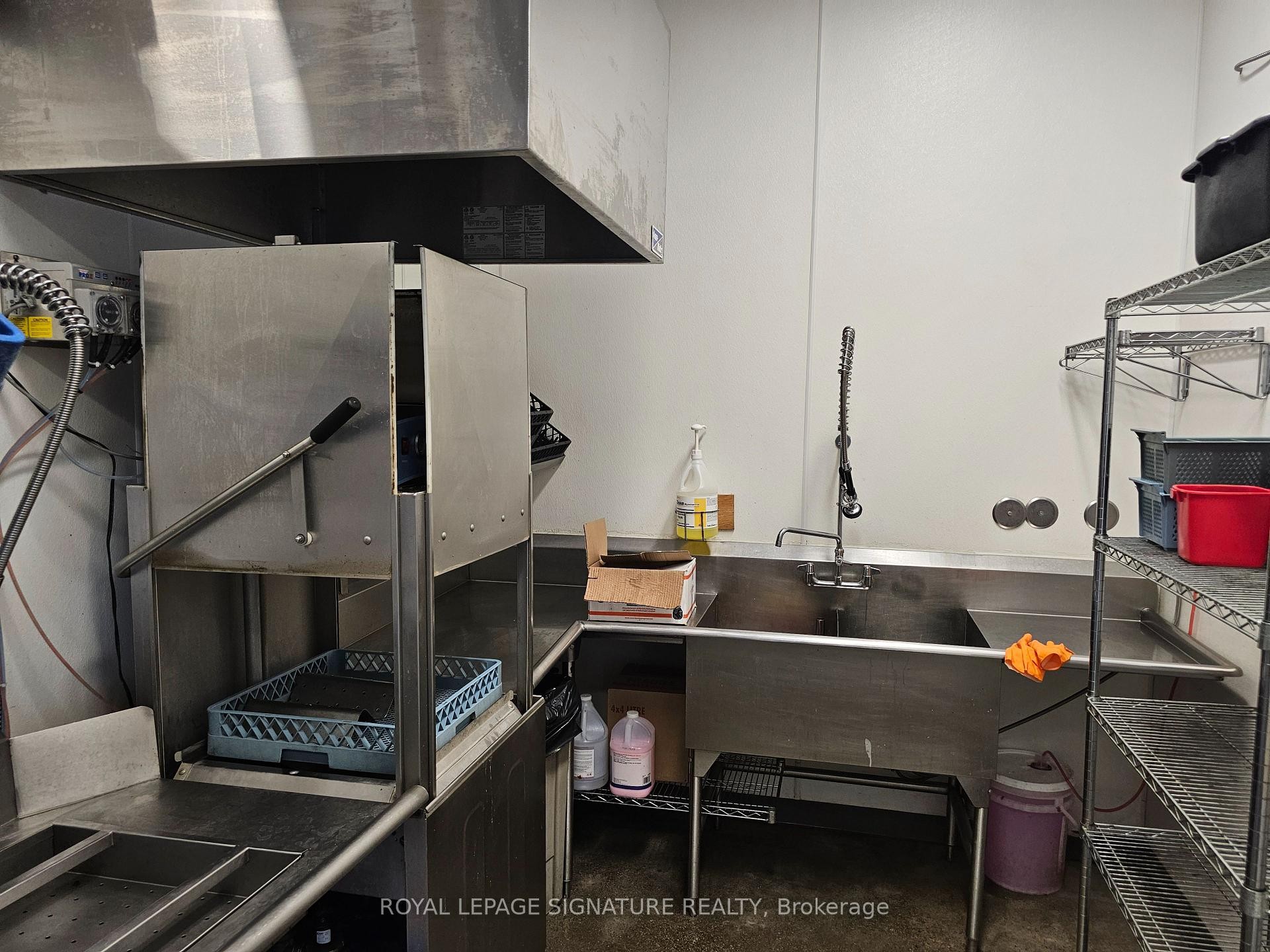 









6262


Highway 7

N/A, Unit 8,
Vaughan,




ON
L4H 5E7

