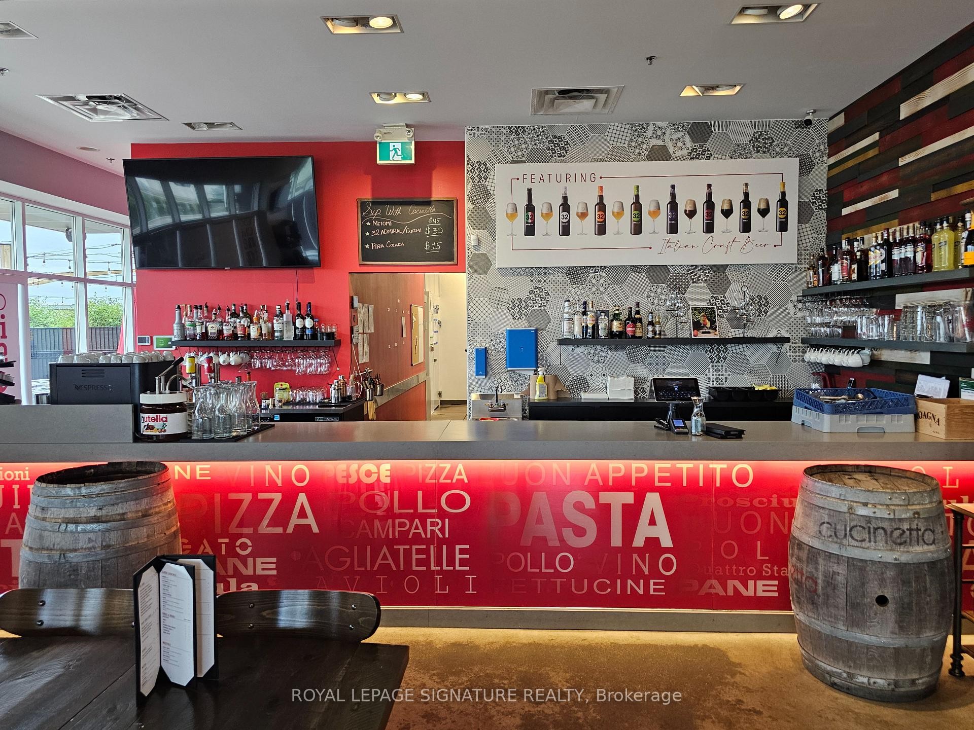 









6262


Highway 7

N/A, Unit 8,
Vaughan,




ON
L4H 5E7

