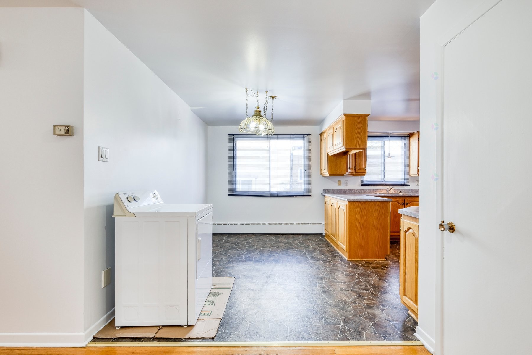 









65

 - 69


Rue Léo

,
Longueuil (Le Vieux-Longueuil),




QC
J4G1J2


