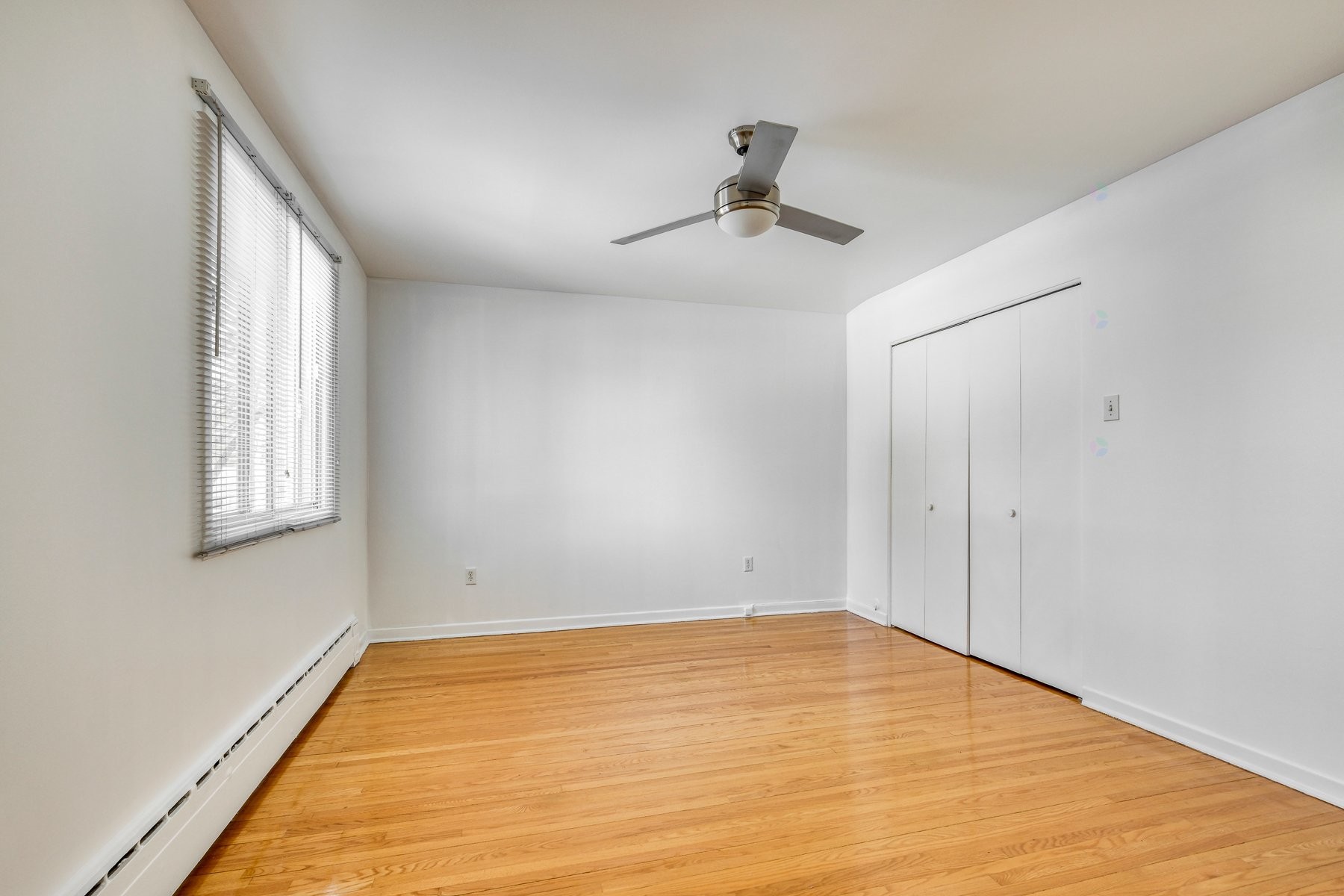 









65

 - 69


Rue Léo

,
Longueuil (Le Vieux-Longueuil),




QC
J4G1J2

