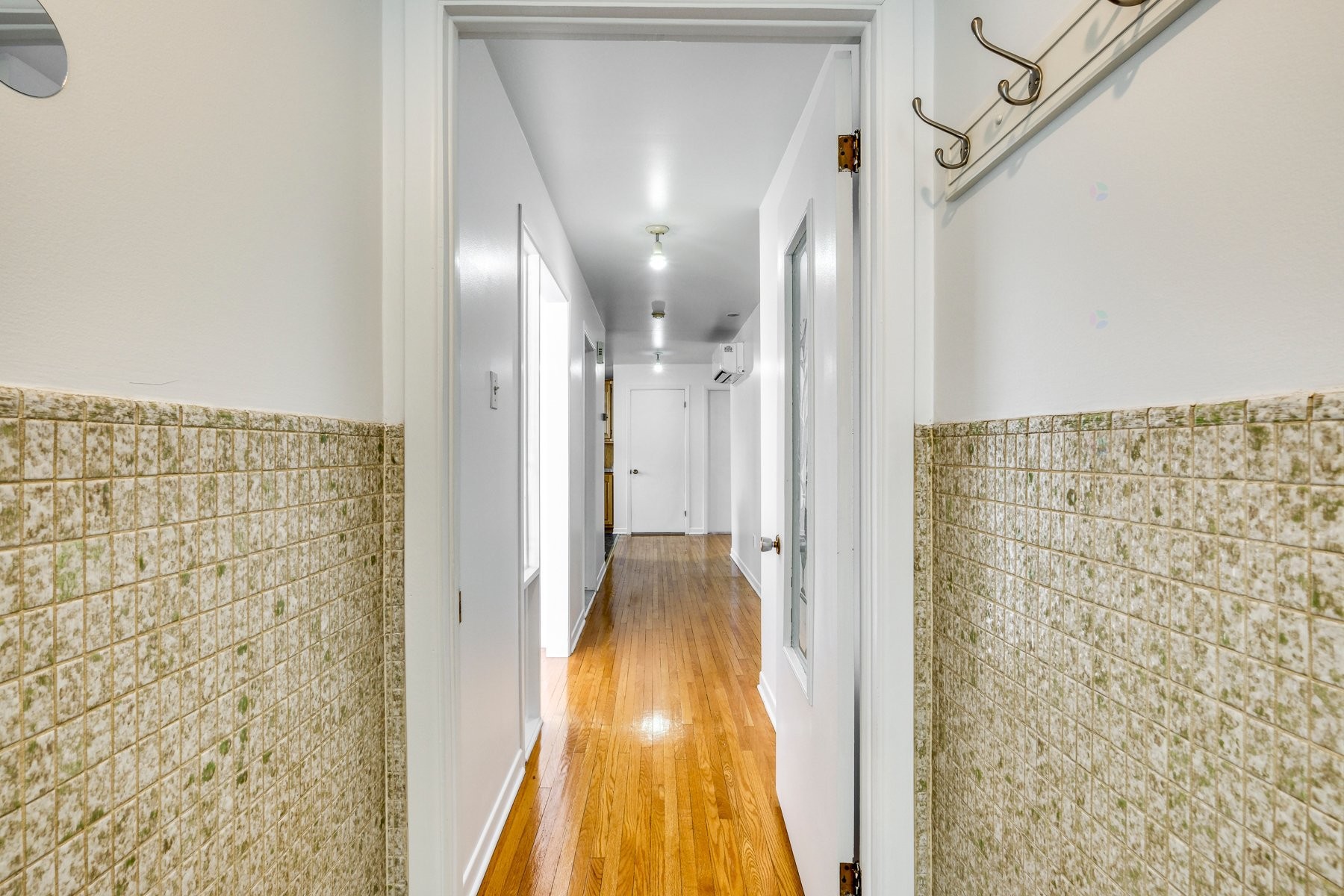 









65

 - 69


Rue Léo

,
Longueuil (Le Vieux-Longueuil),




QC
J4G1J2

