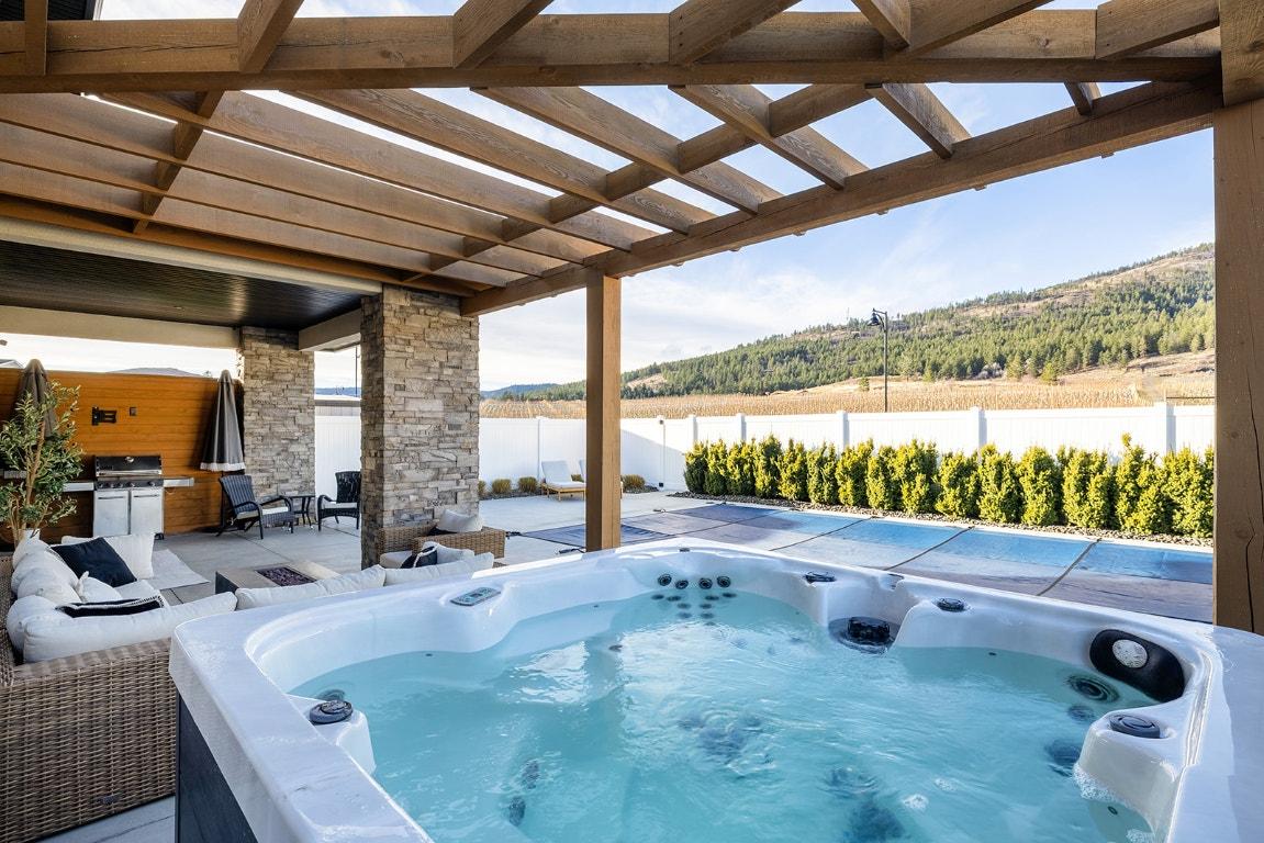 









2688


Ridgemount

Drive,
West Kelowna,




BC
V4T 3A6

