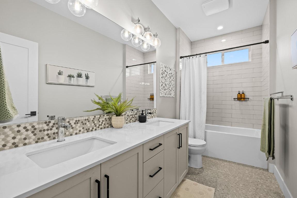 









2688


Ridgemount

Drive,
West Kelowna,




BC
V4T 3A6

