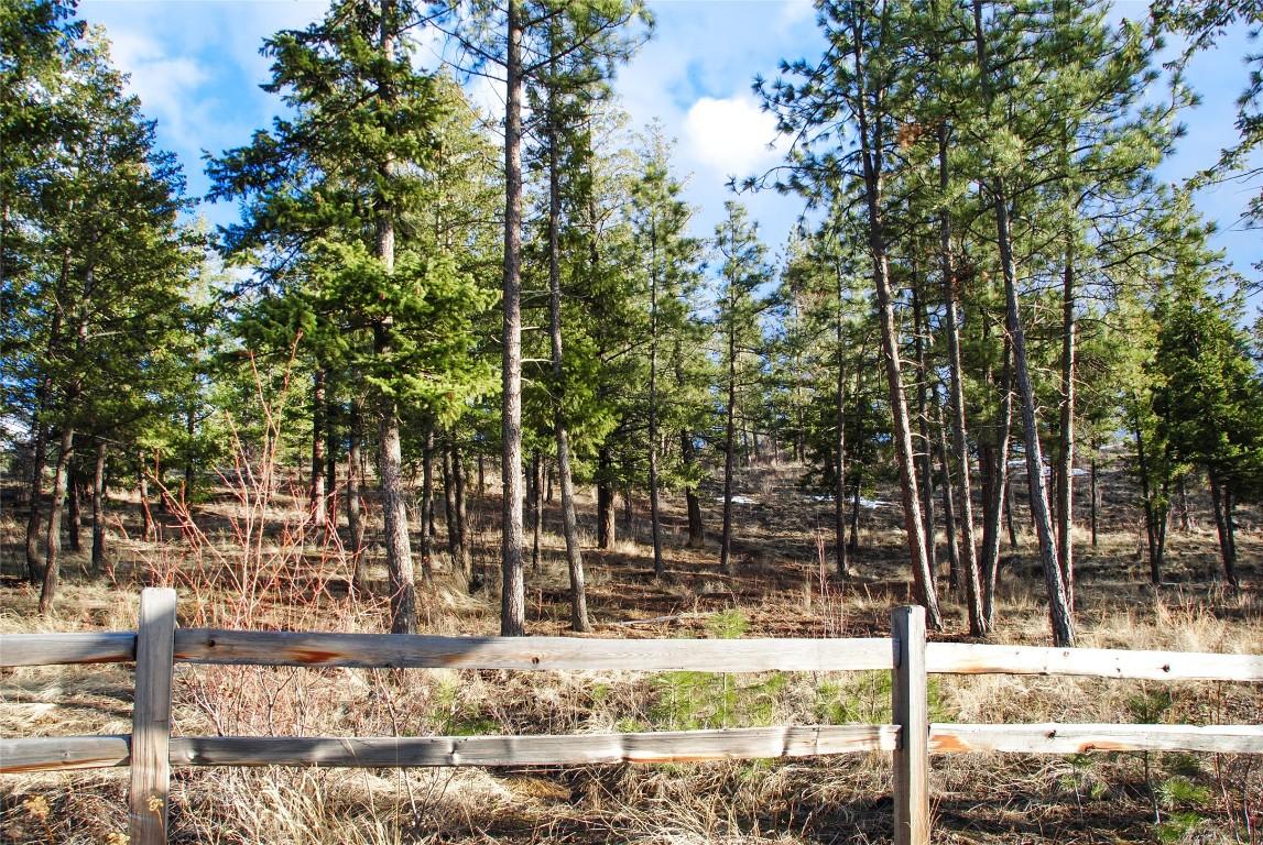 









2688


Ridgemount

Drive,
West Kelowna,




BC
V4T 3A6

