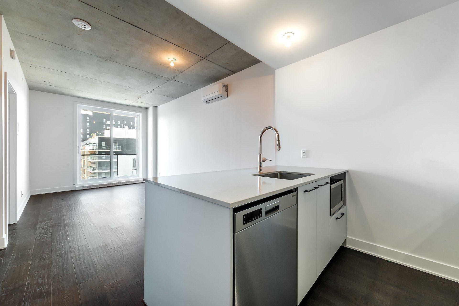 









7227


Boul. Newman

, 610,
Montréal (LaSalle),




QC
H8N0H7

