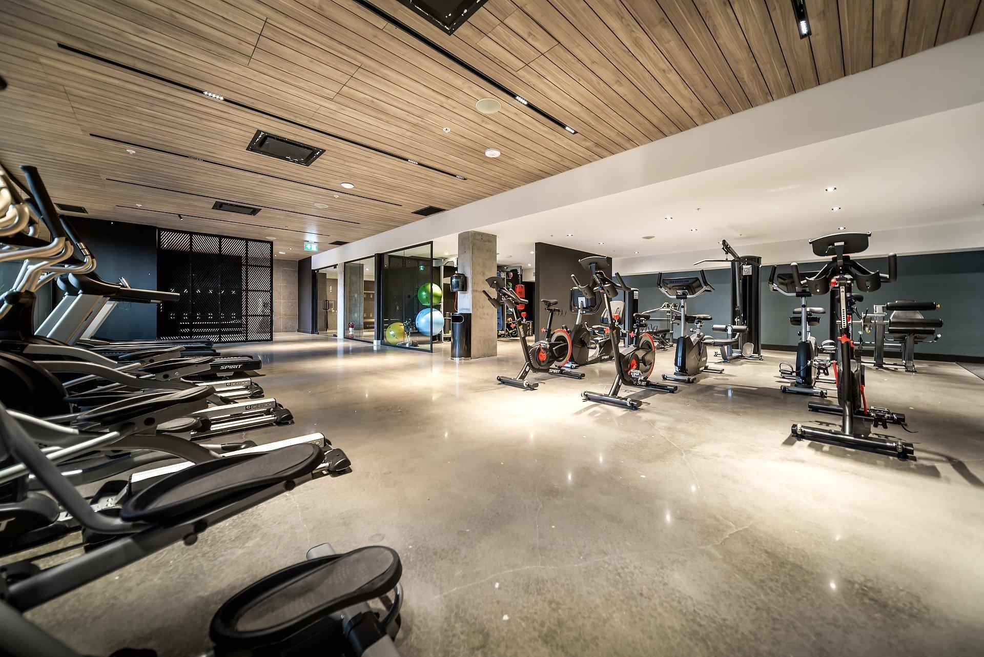 









7227


Boul. Newman

, 610,
Montréal (LaSalle),




QC
H8N0H7

