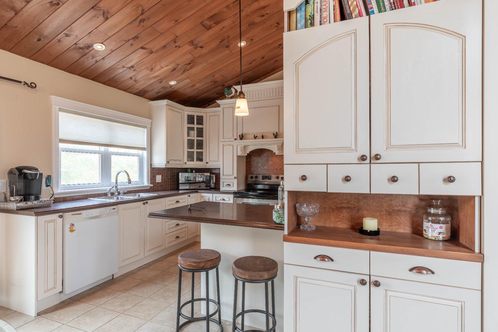 









49


Rue de Ste-Monique

,
Gatineau (Gatineau),




QC
J8R0C4

