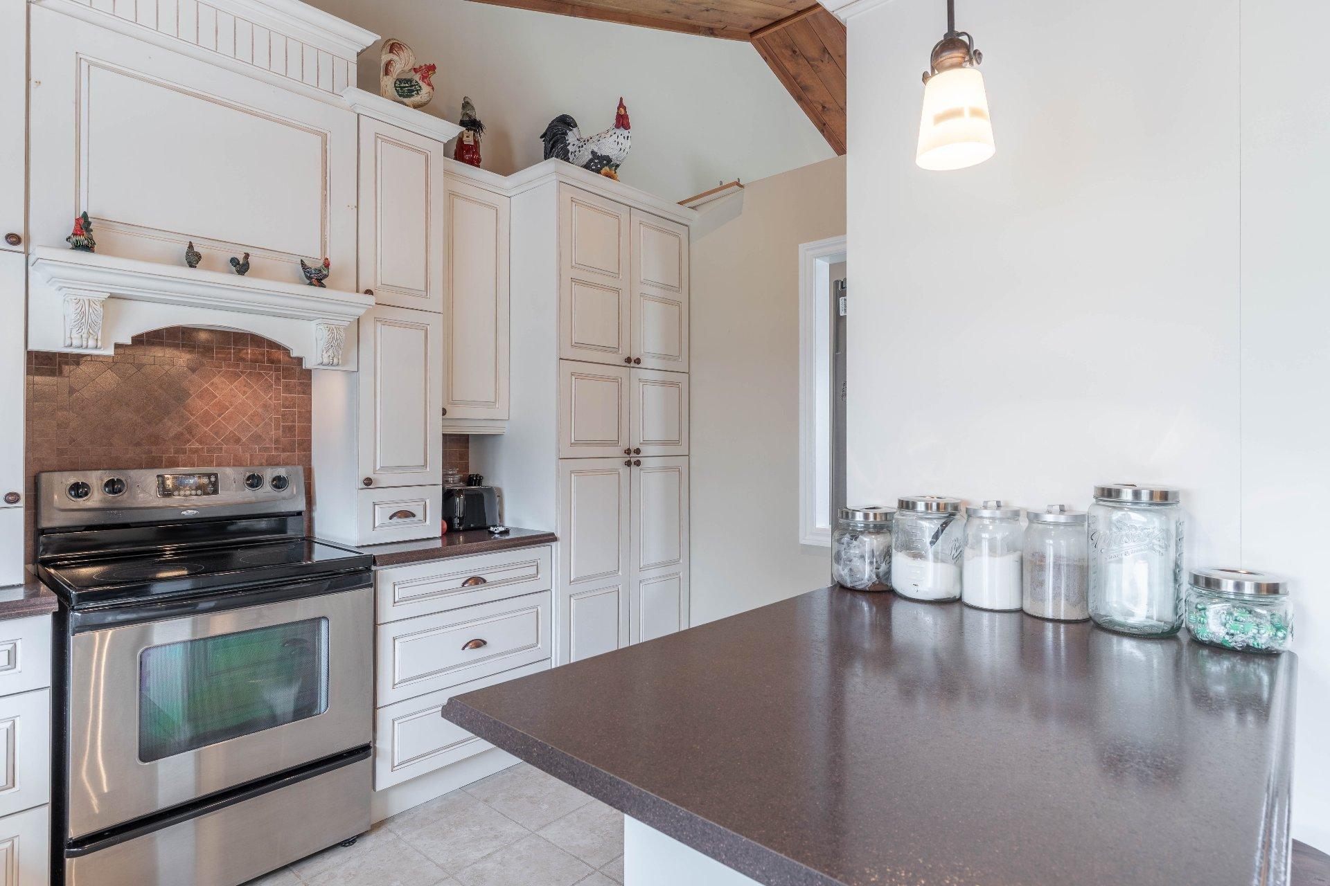 









49


Rue de Ste-Monique

,
Gatineau (Gatineau),




QC
J8R0C4

