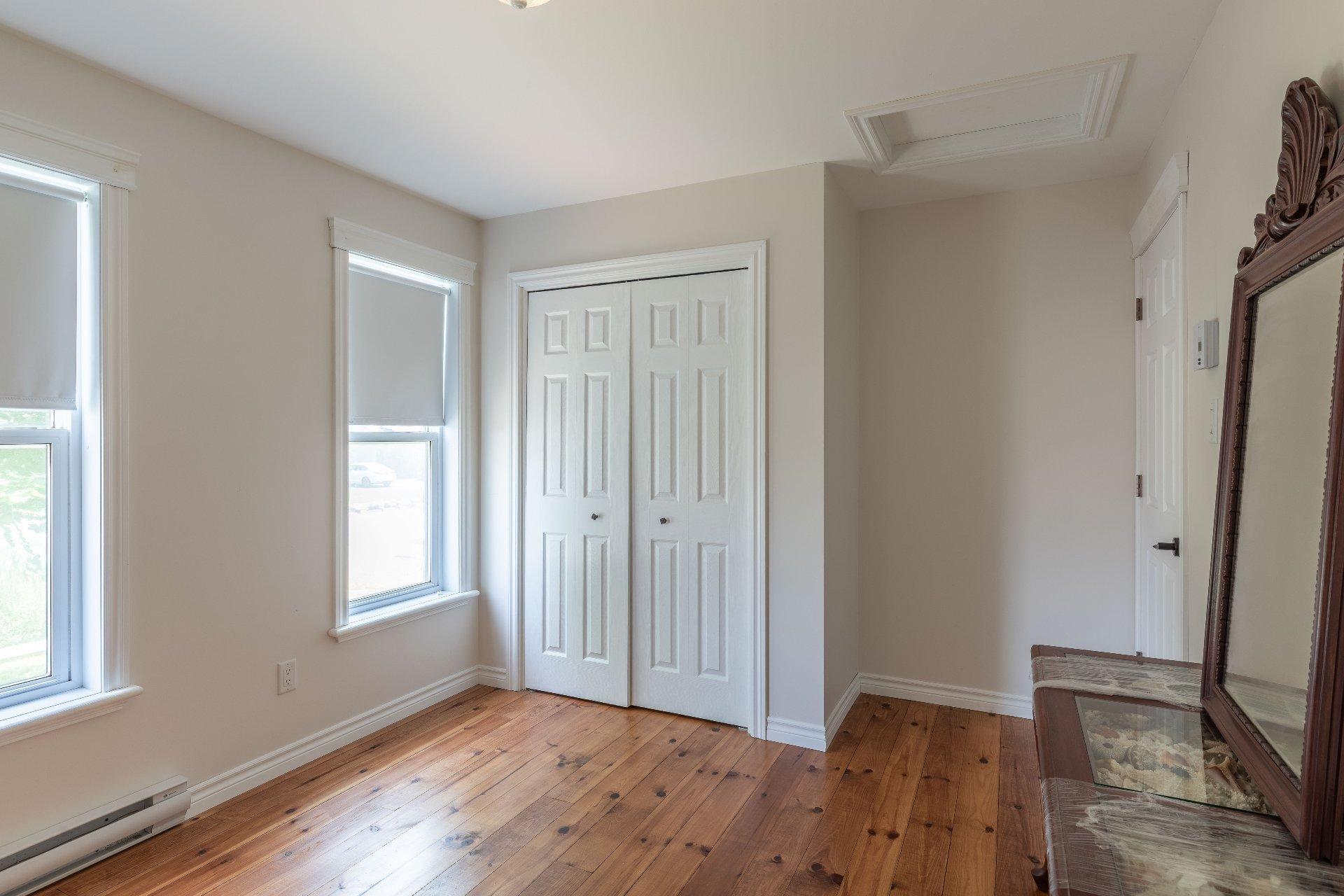 









49


Rue de Ste-Monique

,
Gatineau (Gatineau),




QC
J8R0C4

