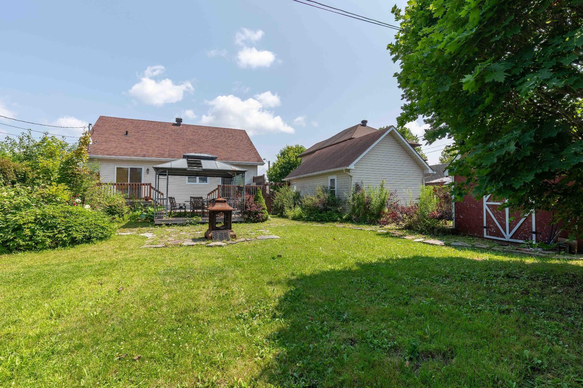 









49


Rue de Ste-Monique

,
Gatineau (Gatineau),




QC
J8R0C4

