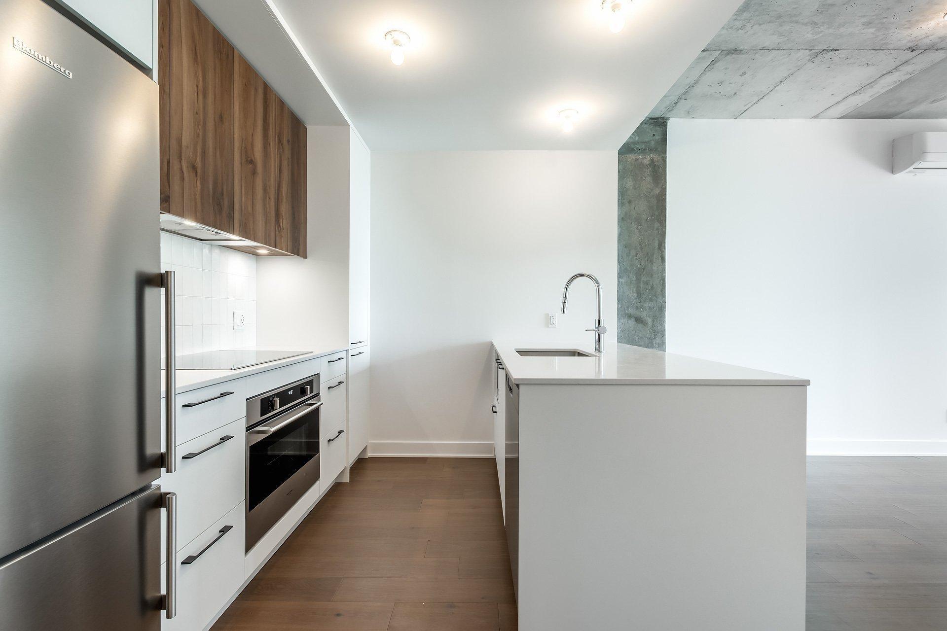 









7227


Boul. Newman

, 510,
Montréal (LaSalle),




QC
H8N0H7

